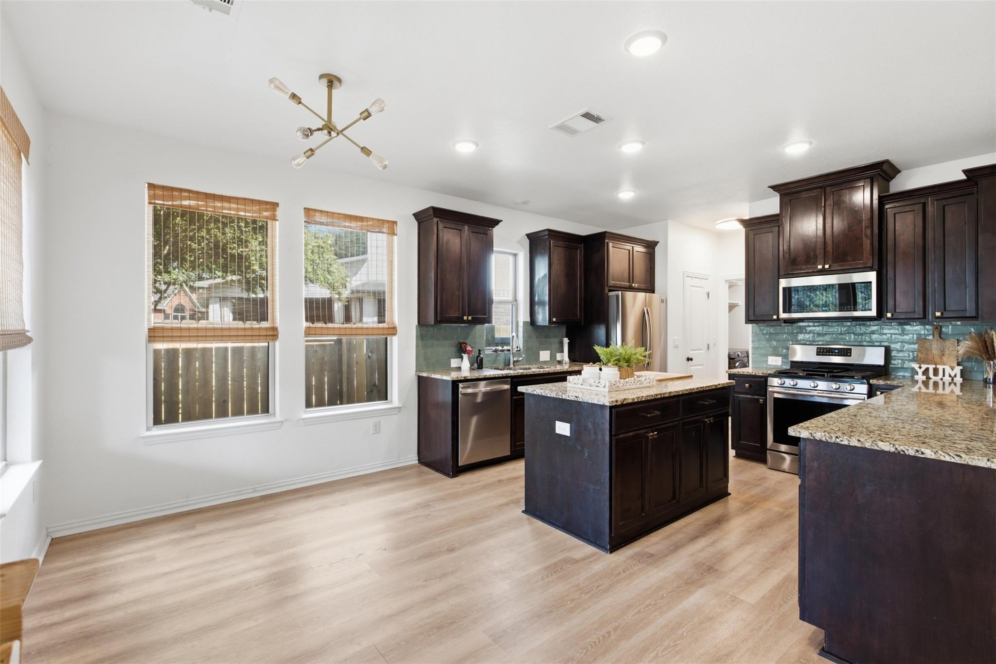 13801 Calera Cv Property Photo 19