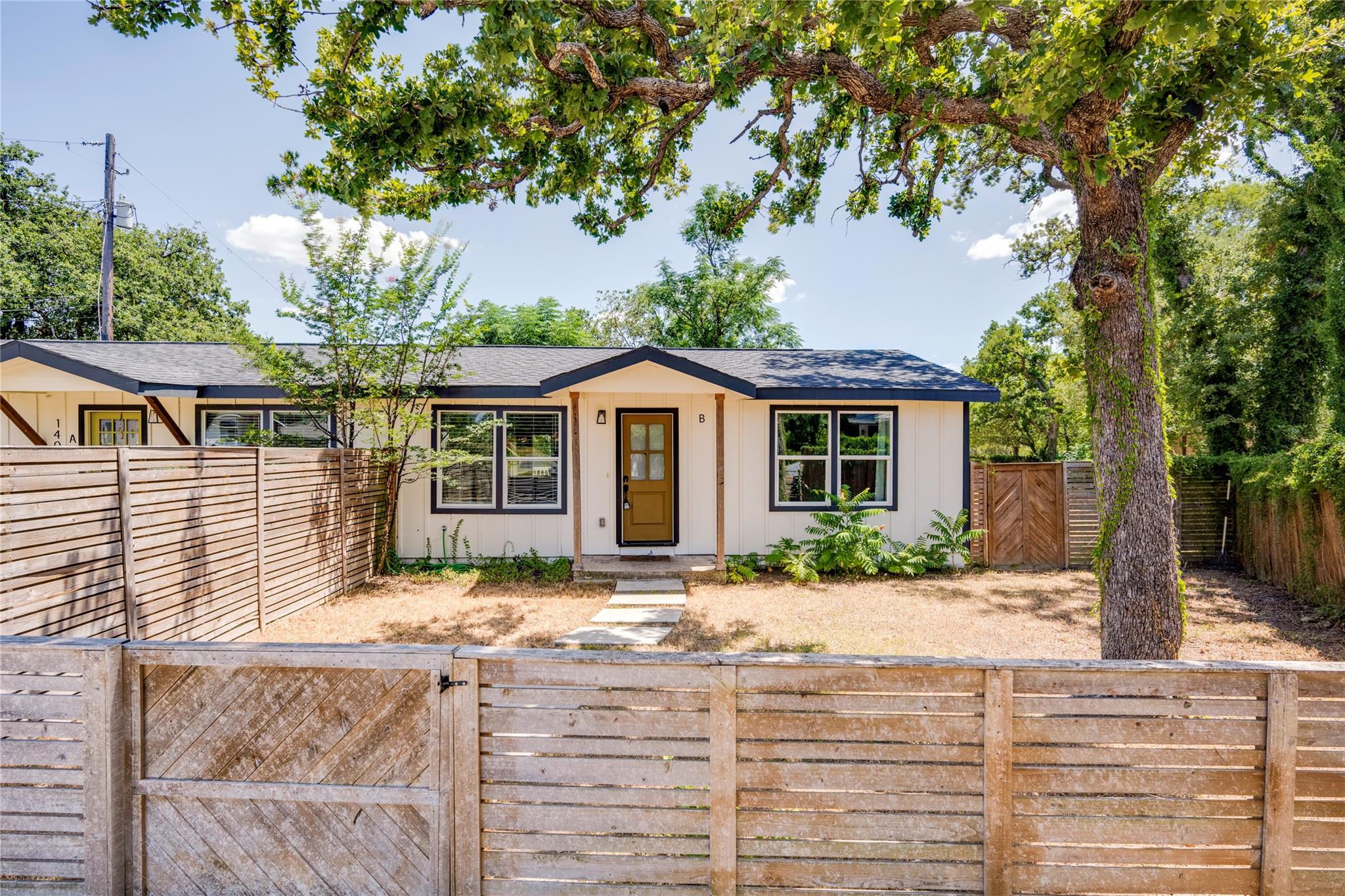 1400 Marcus Pl #b Property Photo 5