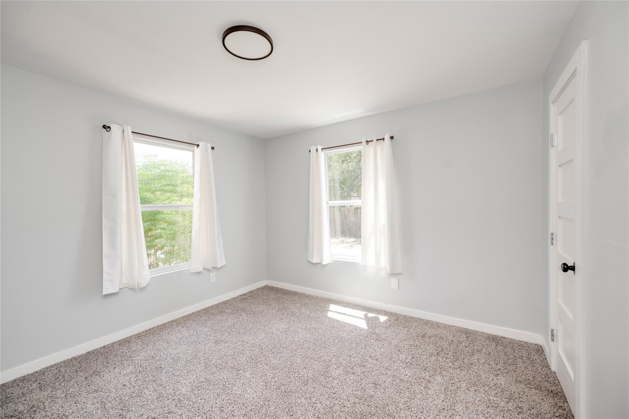 1400 Marcus Pl #b Property Photo 9