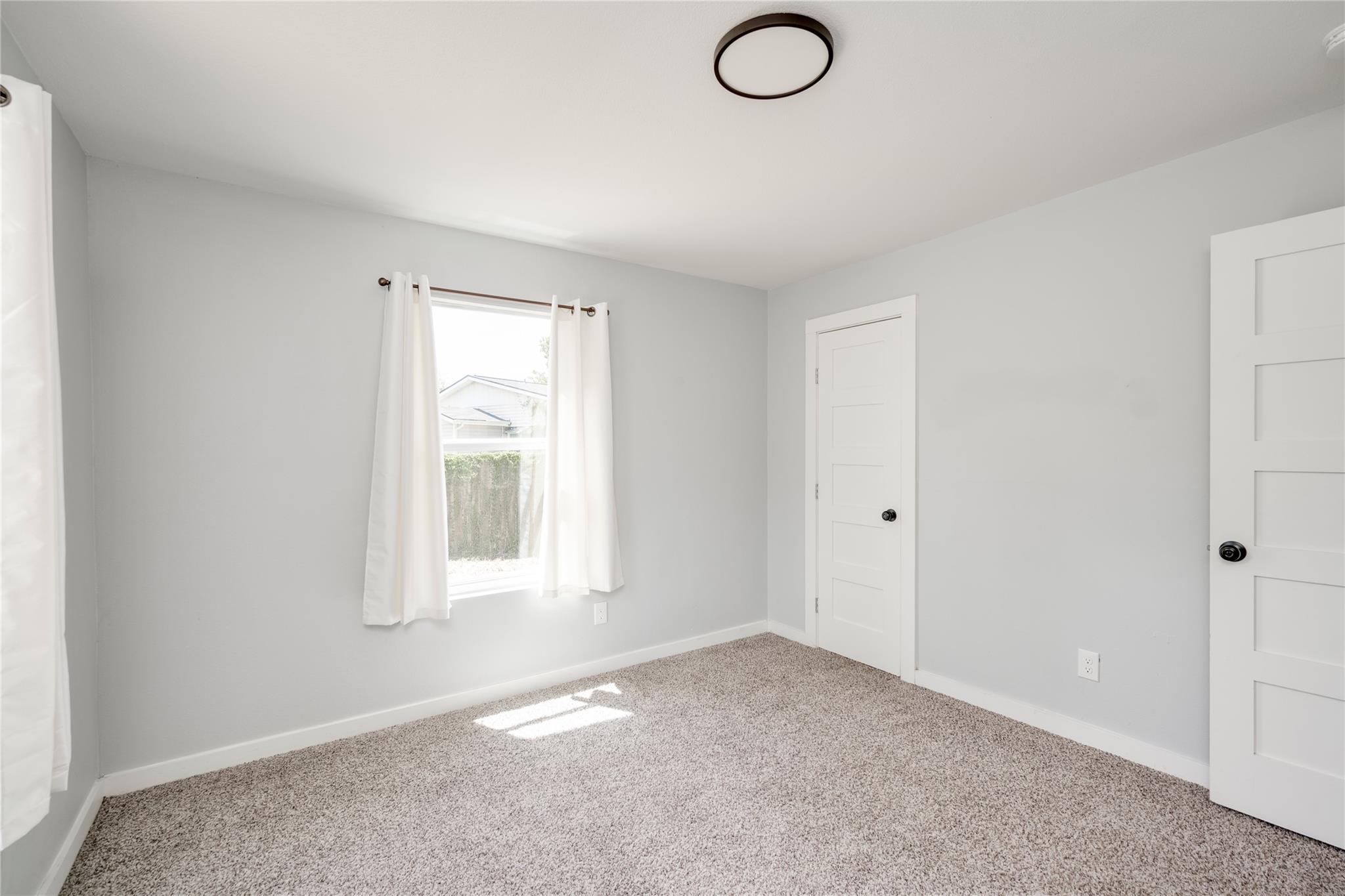 1400 Marcus Pl #b Property Photo 10