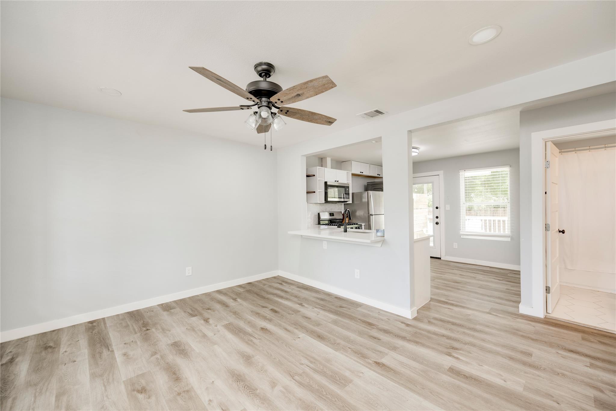 1400 Marcus Pl #b Property Photo 17