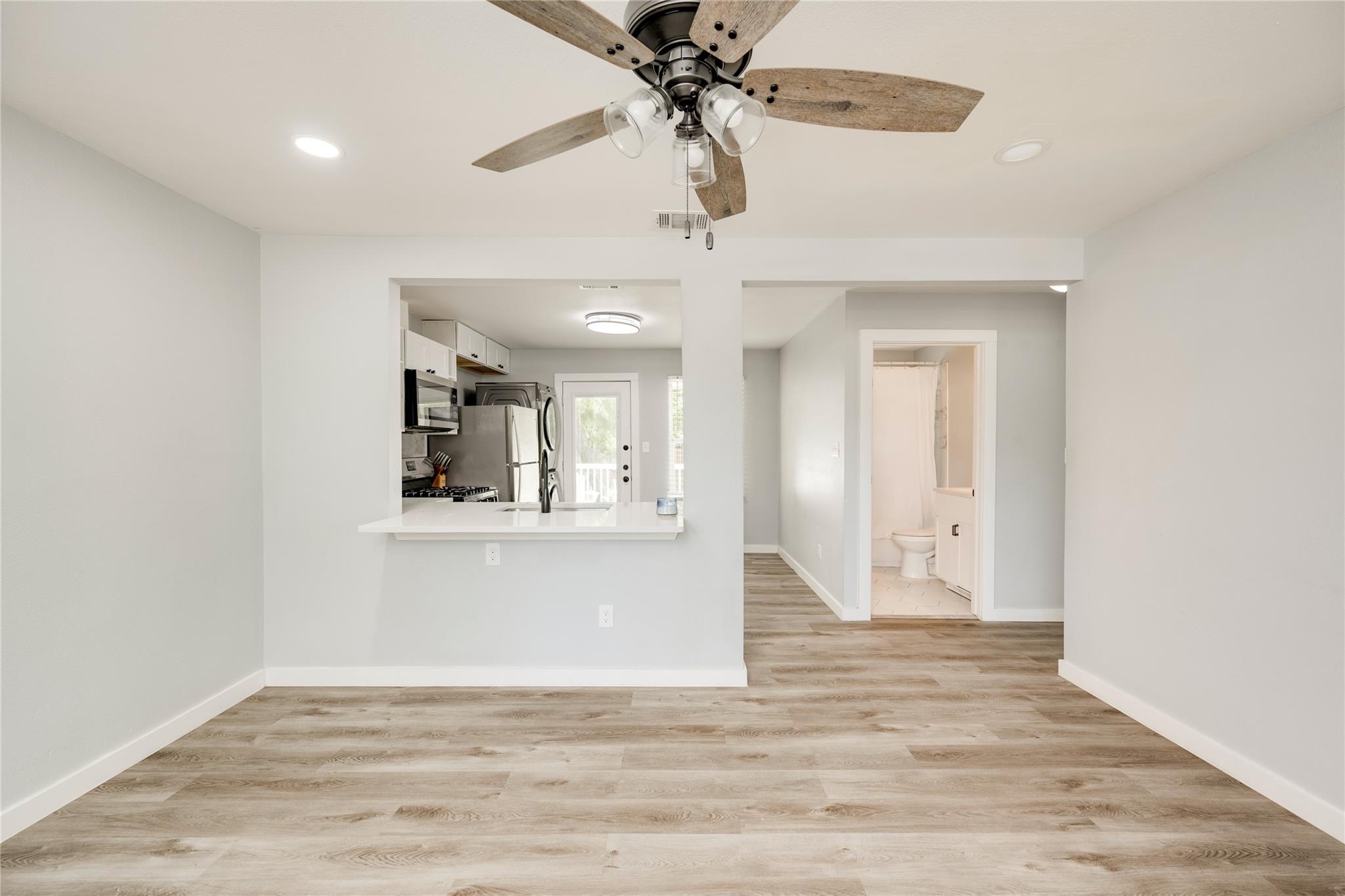 1400 Marcus Pl #b Property Photo 18