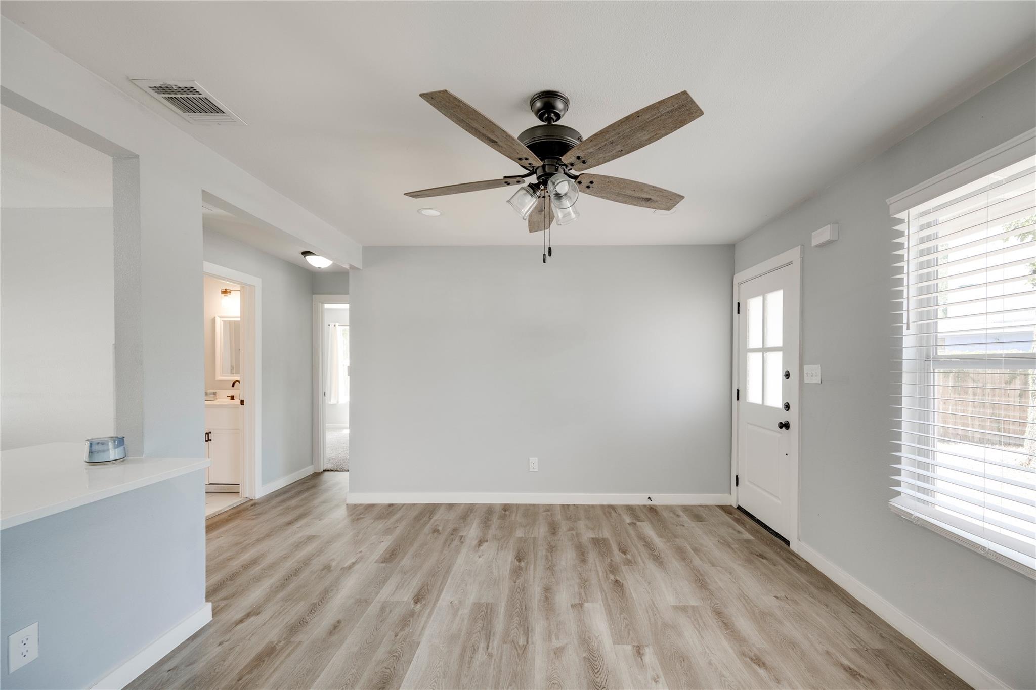1400 Marcus Pl #b Property Photo 20