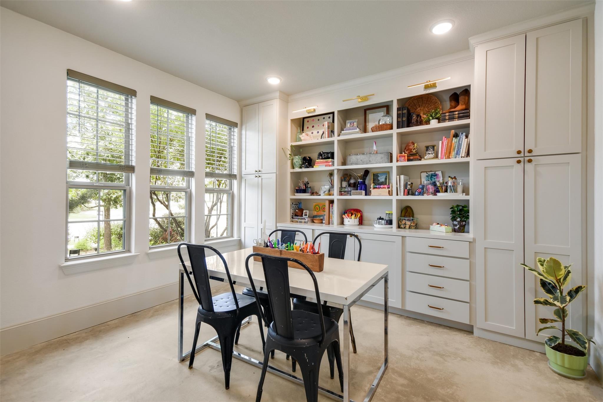 105 Potts St Property Photo 3