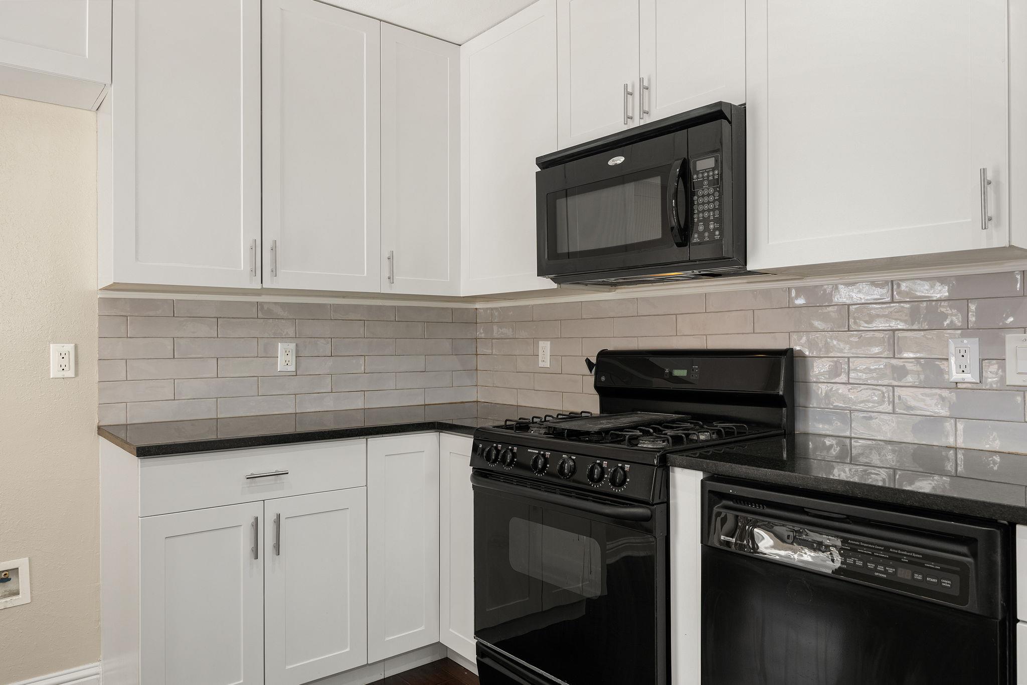 10408 Timbercrest Ln Property Photo 15