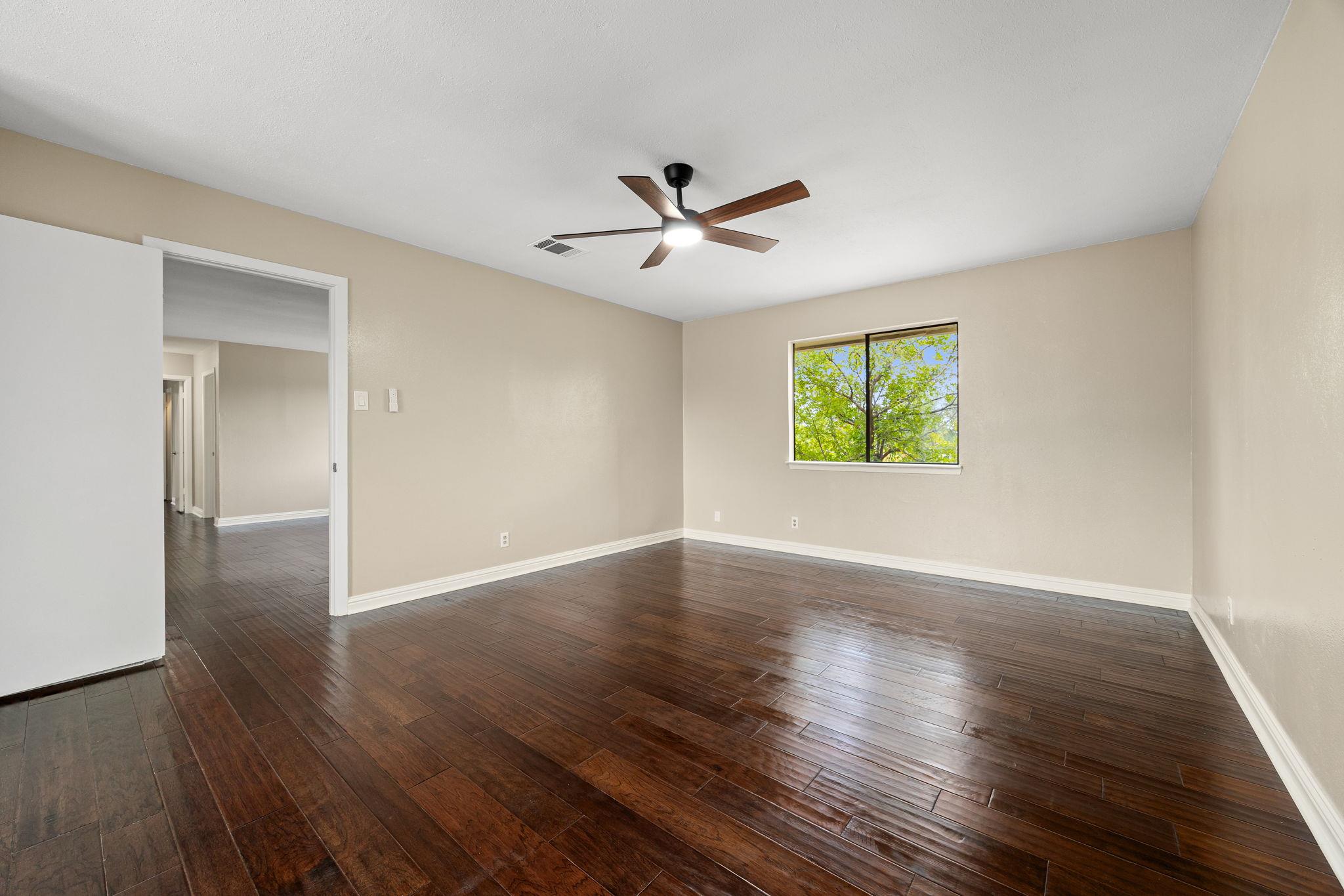 10408 Timbercrest Ln Property Photo 19