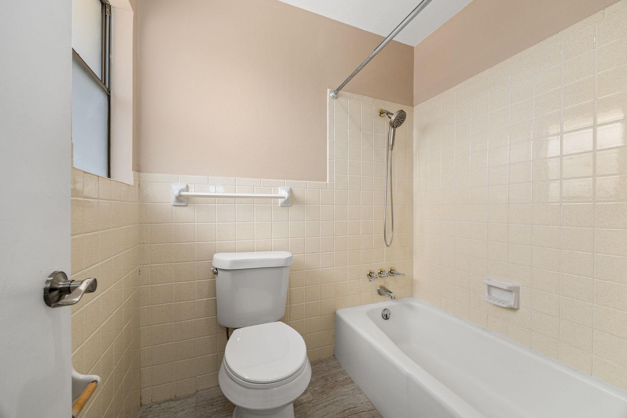 10408 Timbercrest Ln Property Photo 23