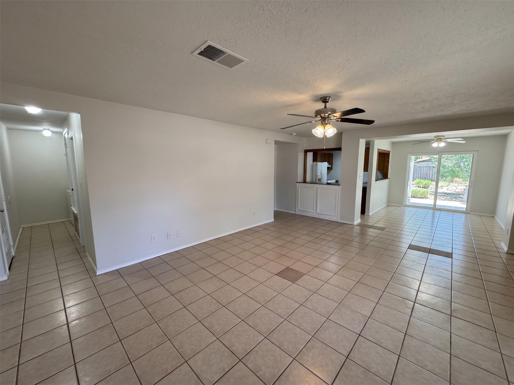 800 Oregon St Property Photo 5