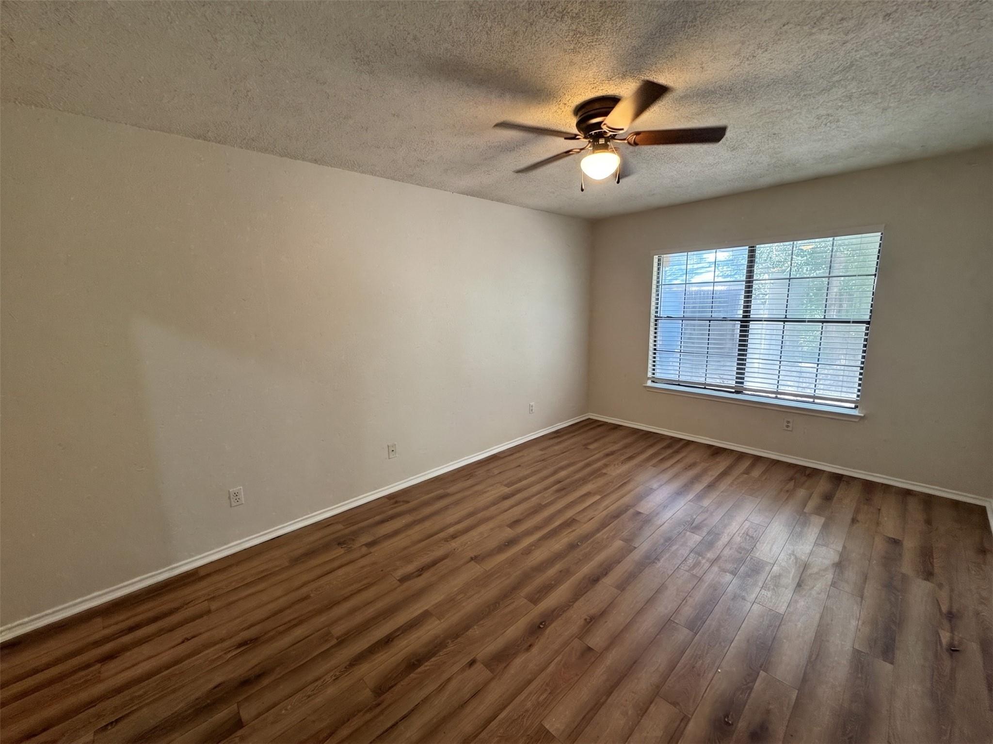 800 Oregon St Property Photo 9