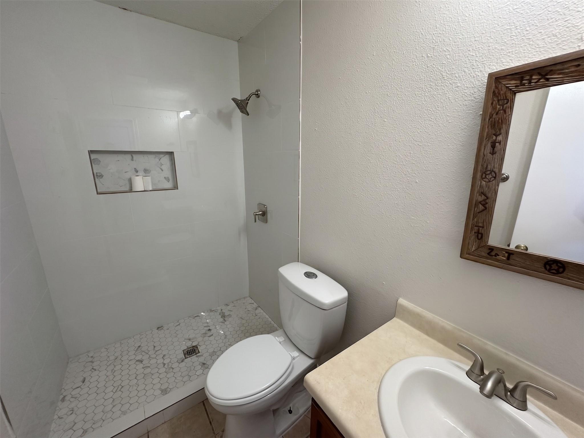 800 Oregon St Property Photo 14
