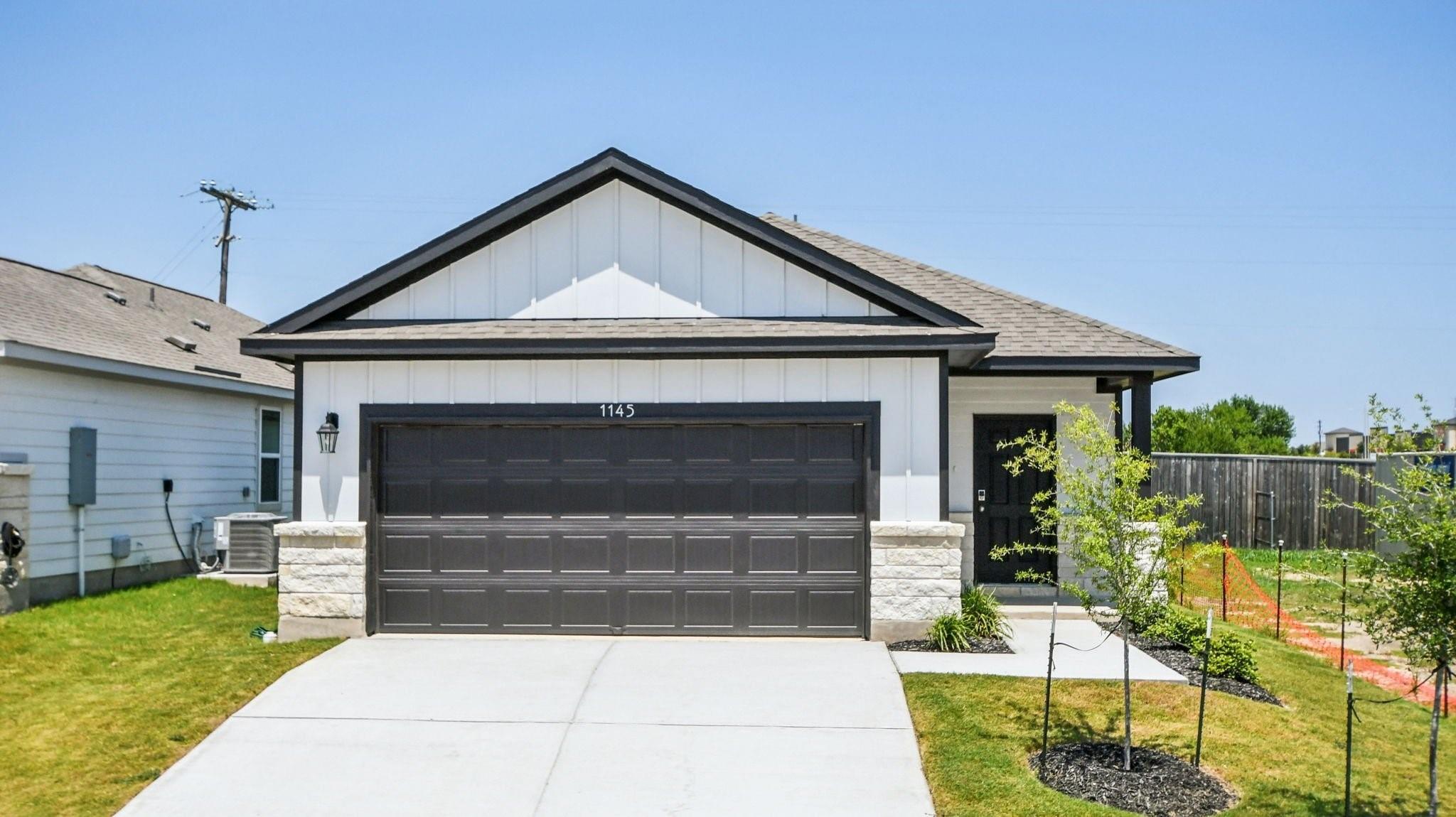 1145 Wild Leaf Way Property Photo 3