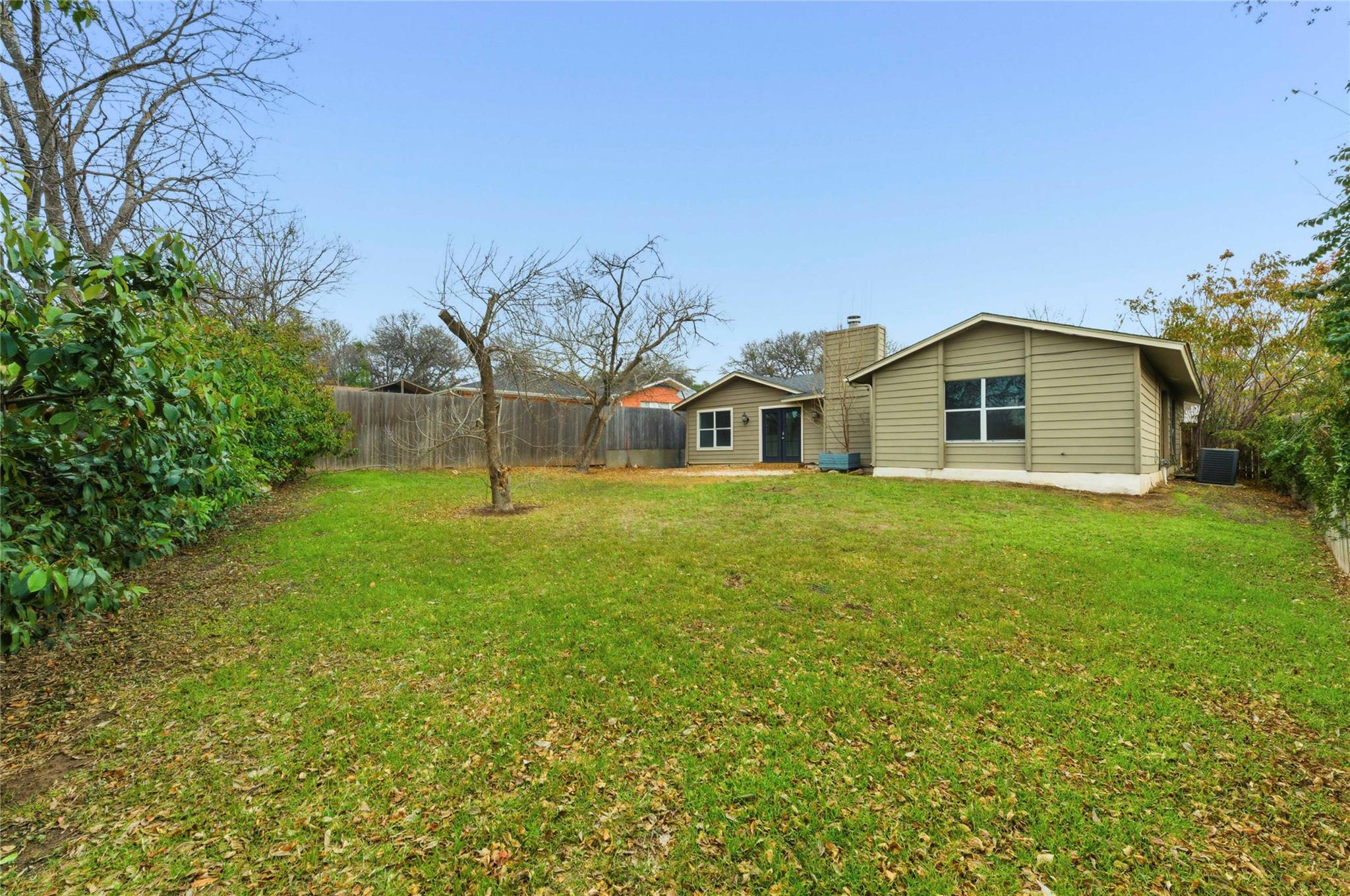 1909 Crooked Ln Property Photo 25