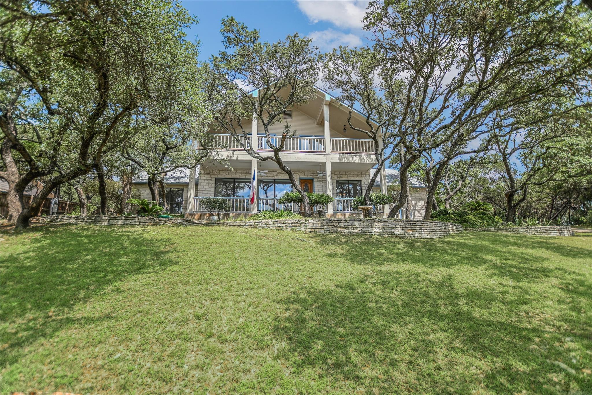 264 Hill Country Trl Property Photo 2