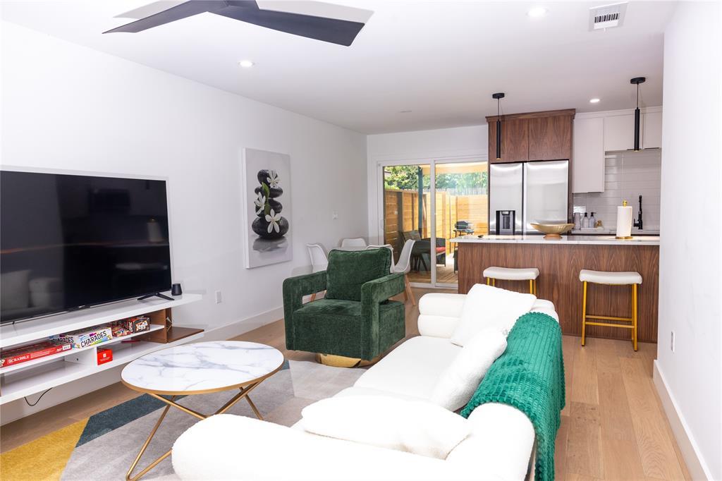 1402 Braes Ridge Dr #b Property Photo 1