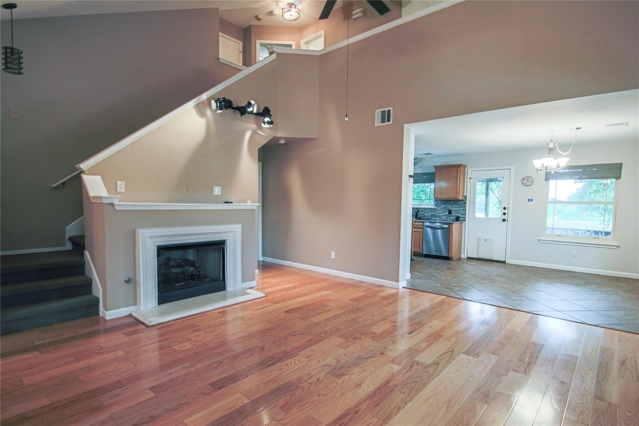 1109 Traci Michelle Dr Property Photo 6