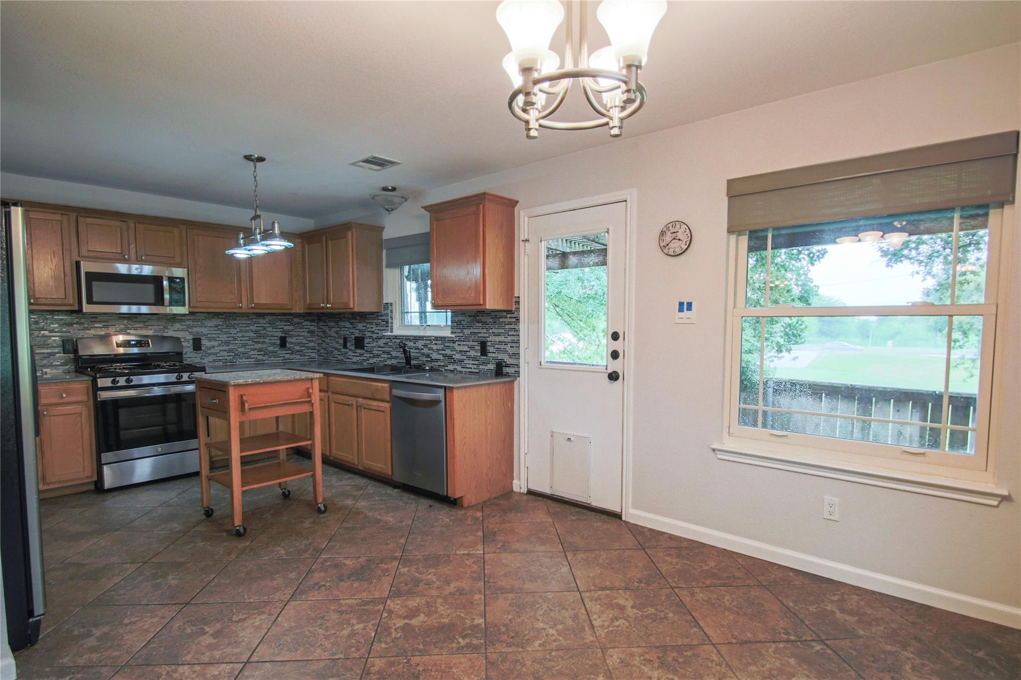 1109 Traci Michelle Dr Property Photo 12