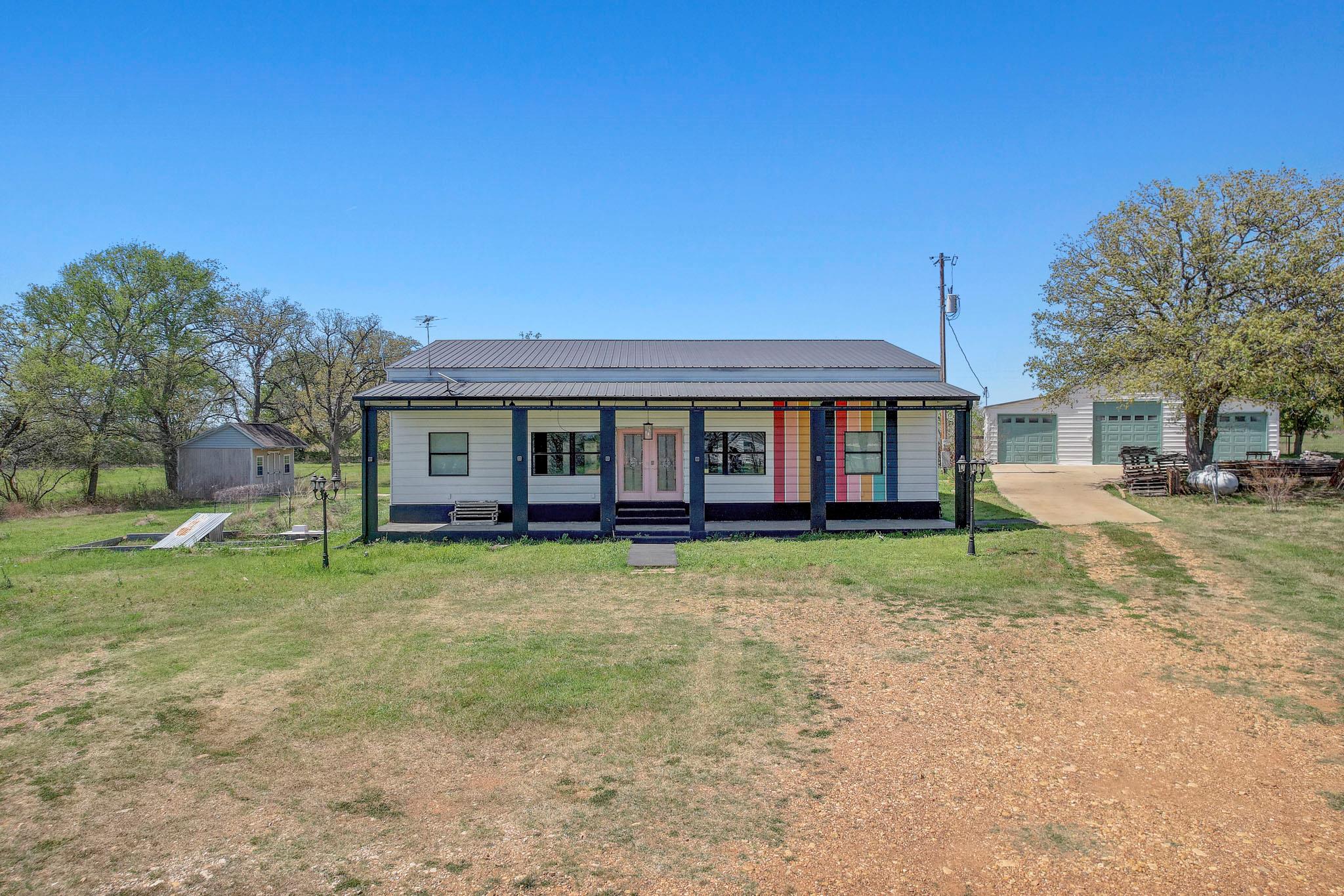 1025 County Road 454 Property Photo 1