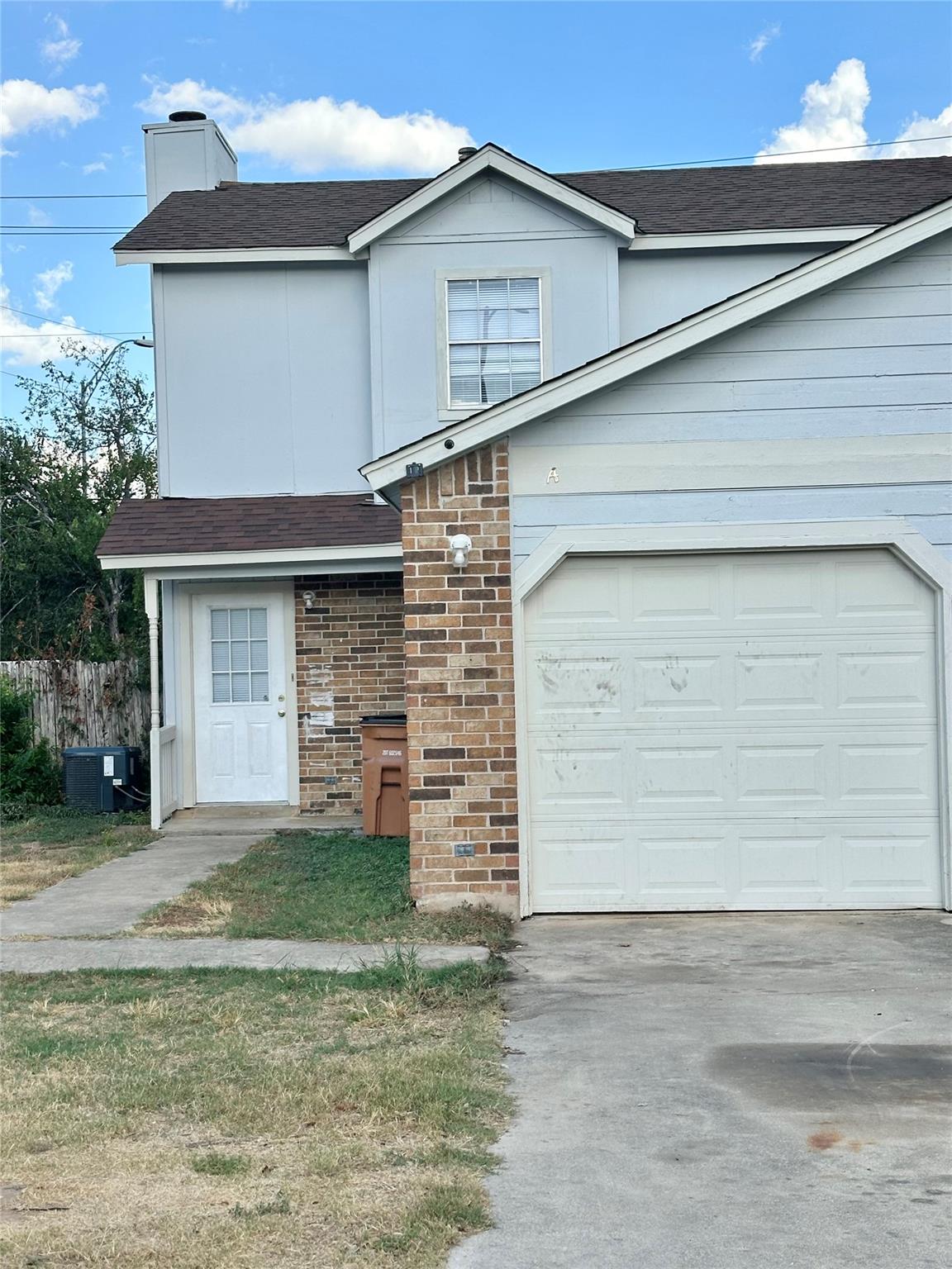 9103 Japonica Ct #A Property Photo 1
