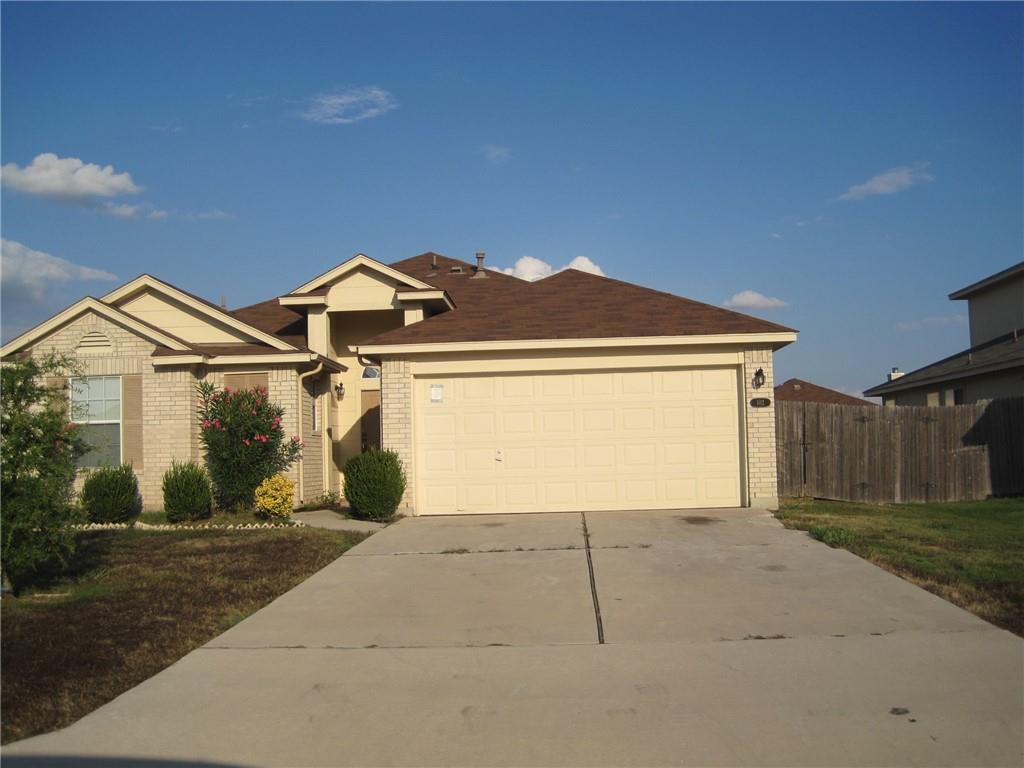 102 Hersee Ct Property Photo