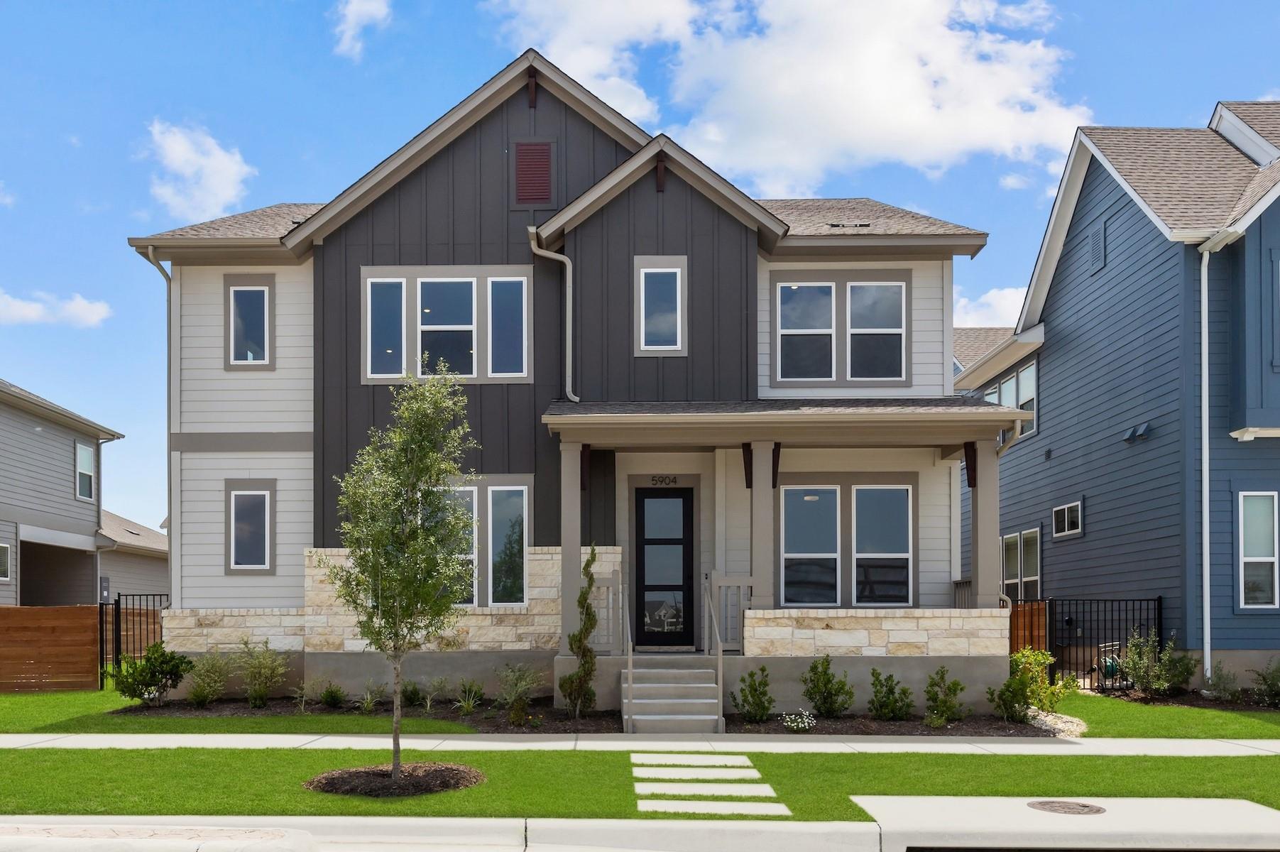 5904 Comanche Moon Trl Property Photo 1