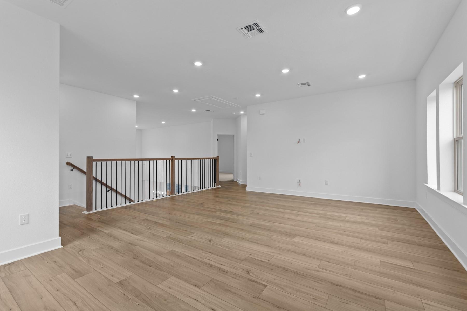 5904 Comanche Moon Trl Property Photo 11