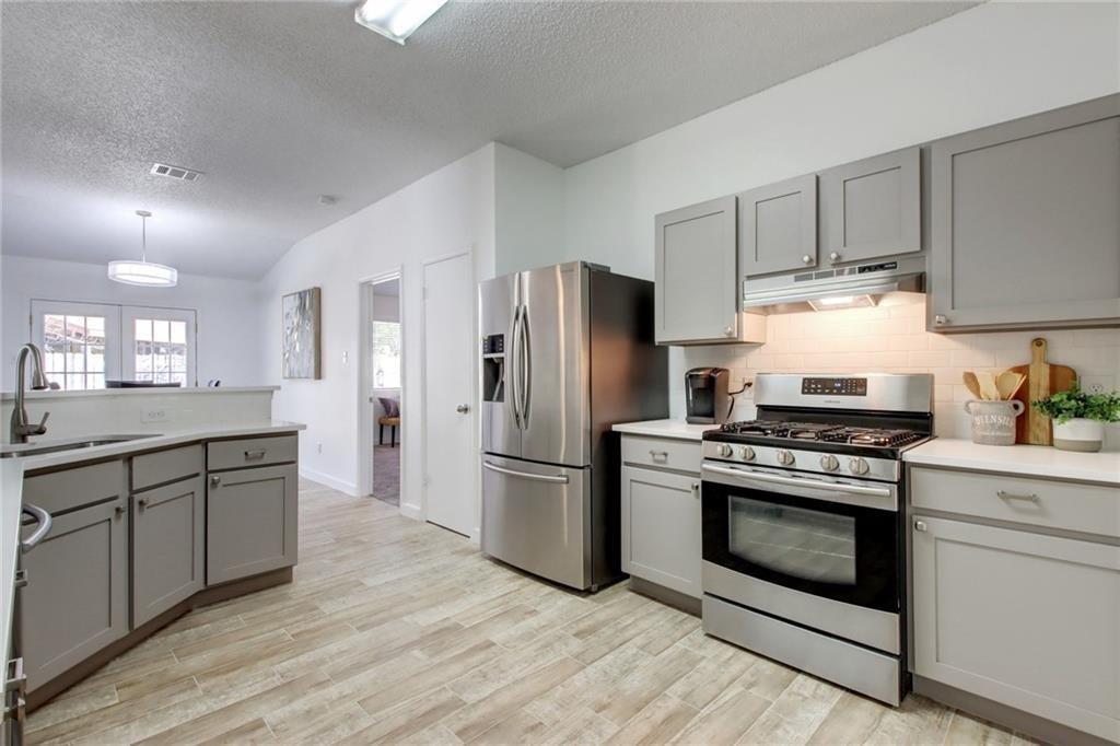 1502 Mayapple St Property Photo 10