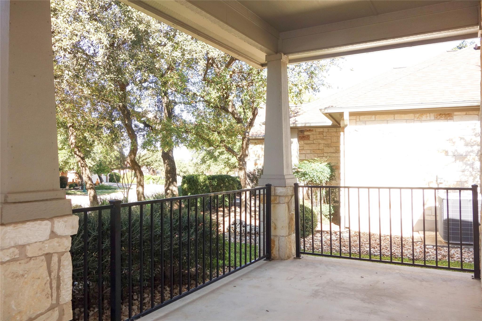 818 Caprock Canyon Trl Property Photo 39