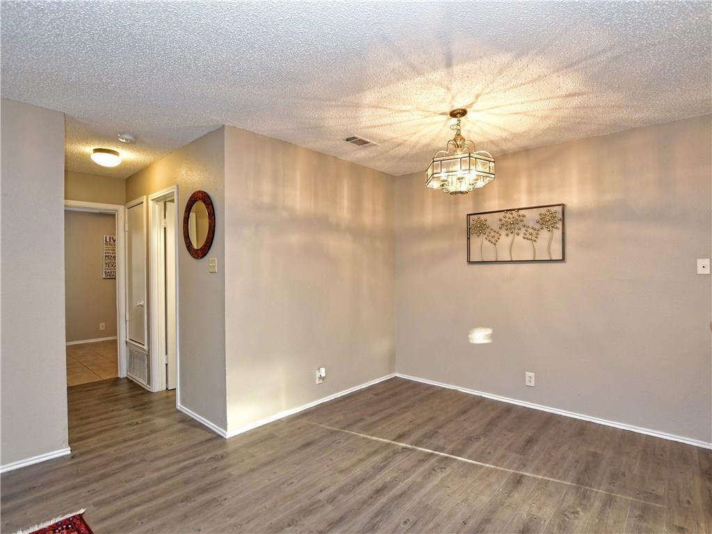 5401 Spring Meadow Rd #b Property Photo 6