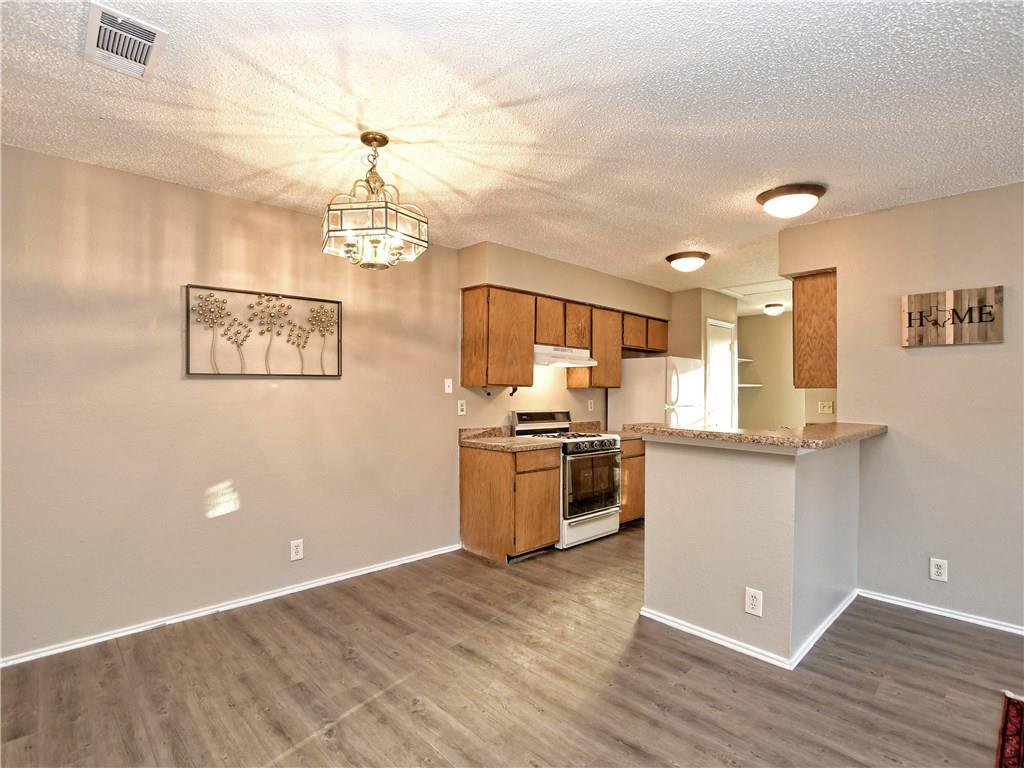 5401 Spring Meadow Rd #b Property Photo 7