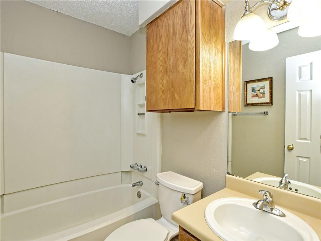 5401 Spring Meadow Rd #b Property Photo 16