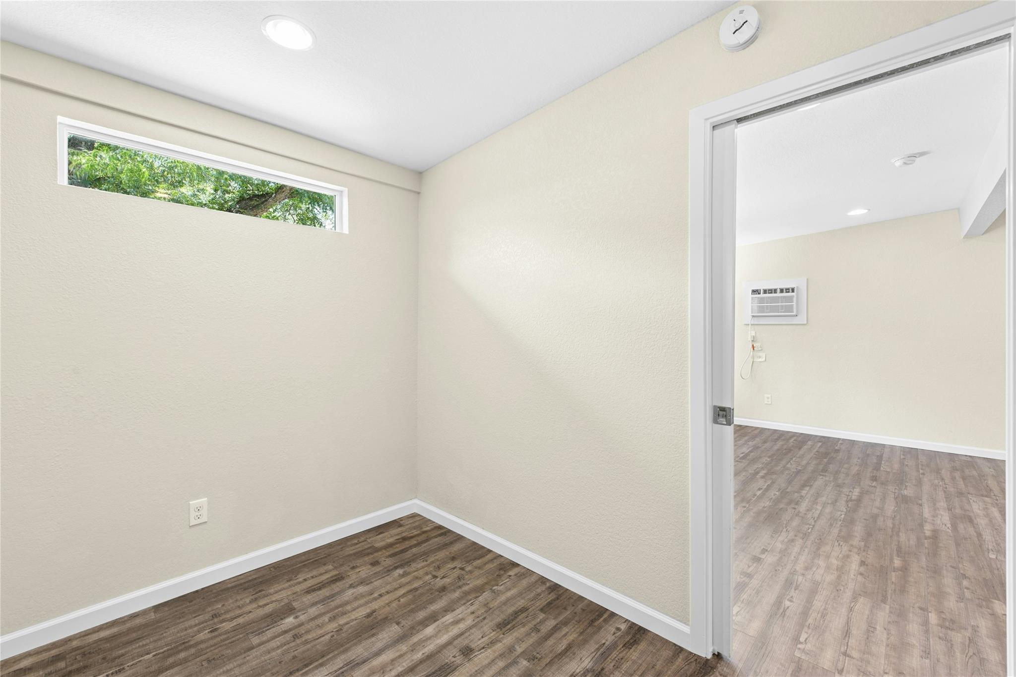 904 Philco Dr #b Property Photo 16