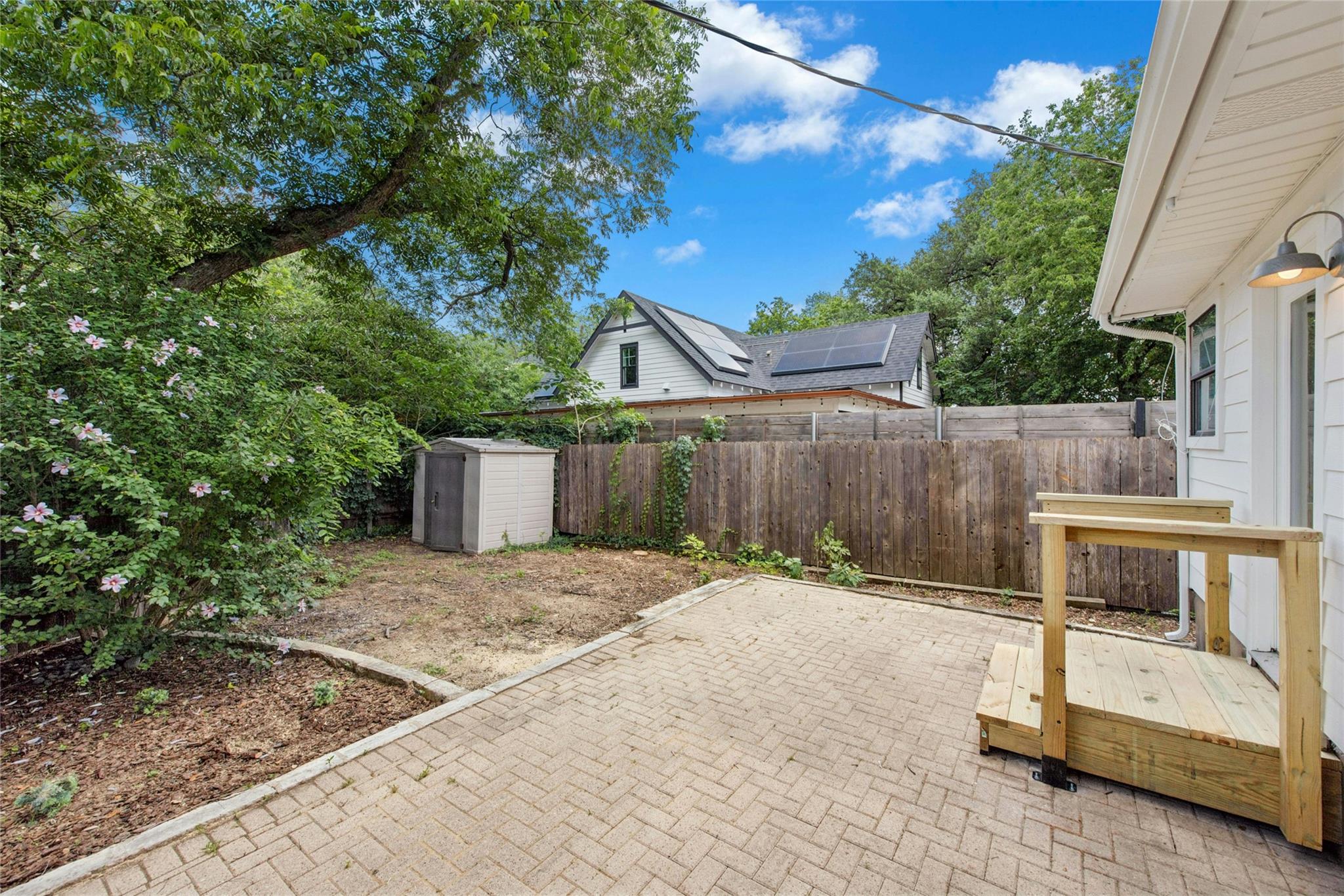 904 Philco Dr #b Property Photo 22