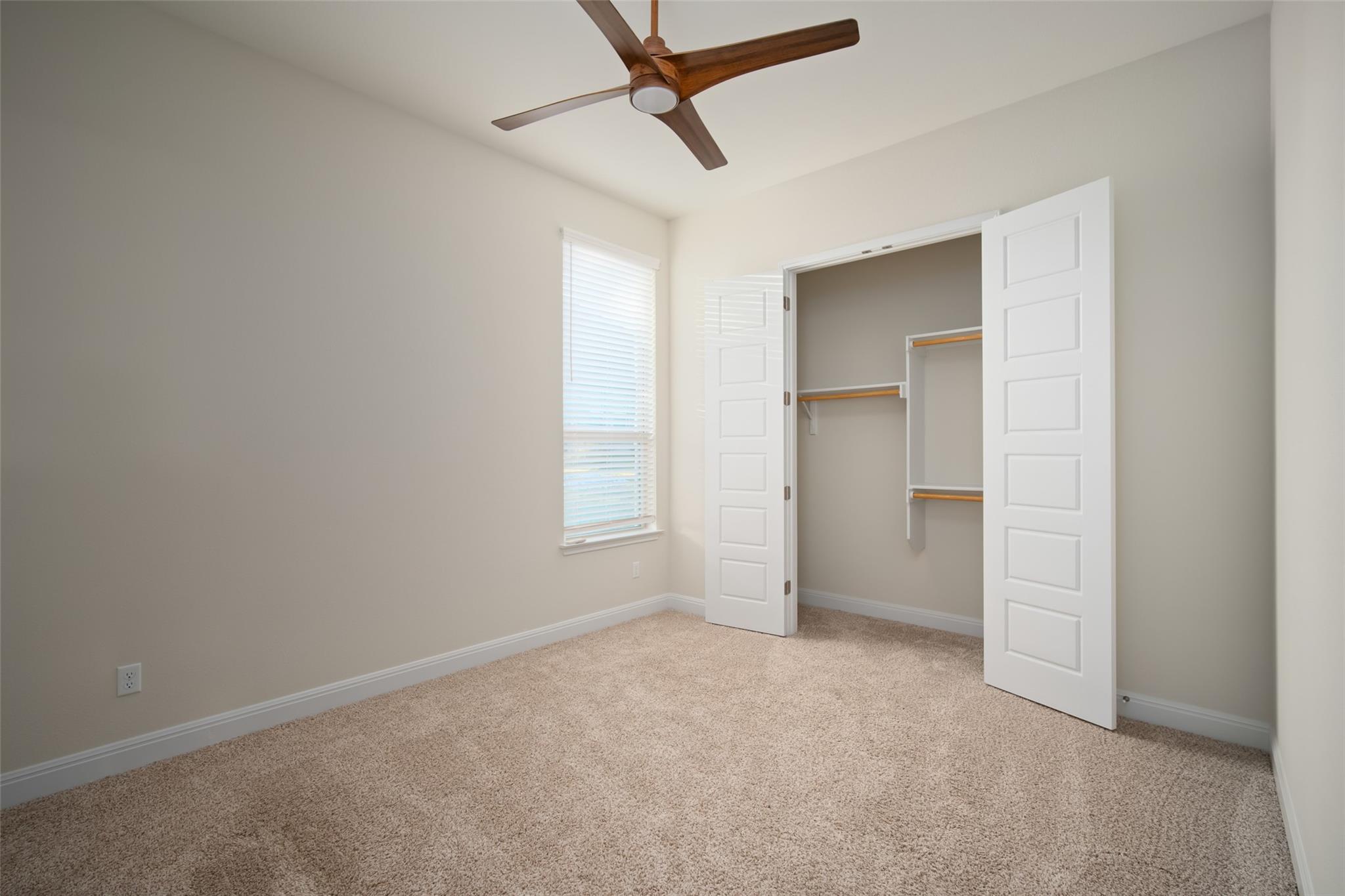 1421 Nature View Loop Property Photo 19