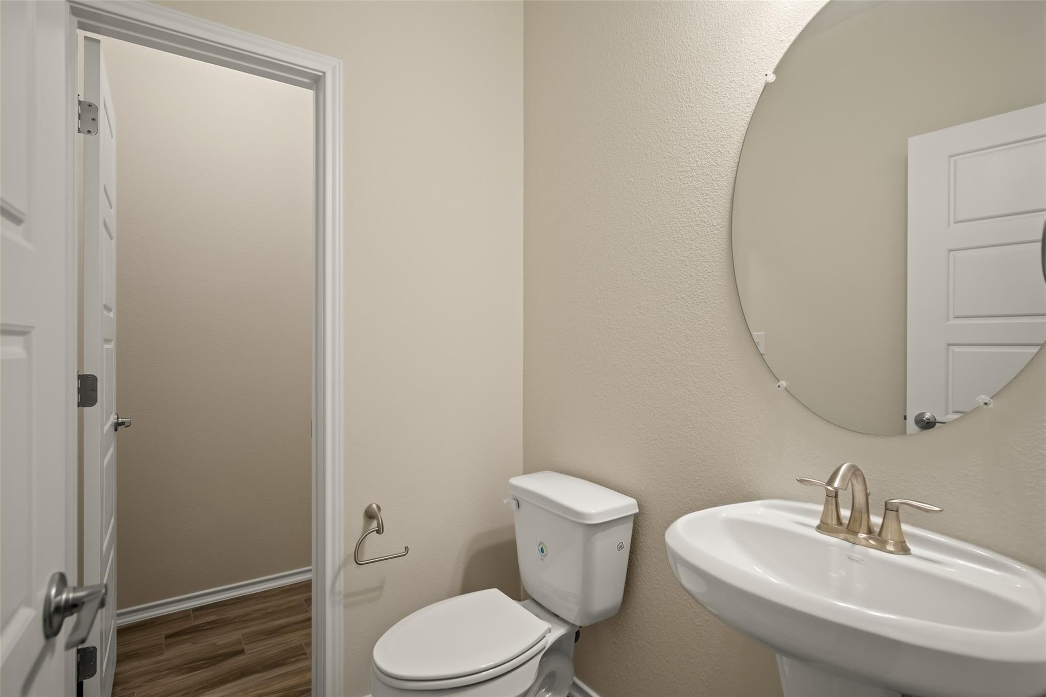 1421 Nature View Loop Property Photo 28