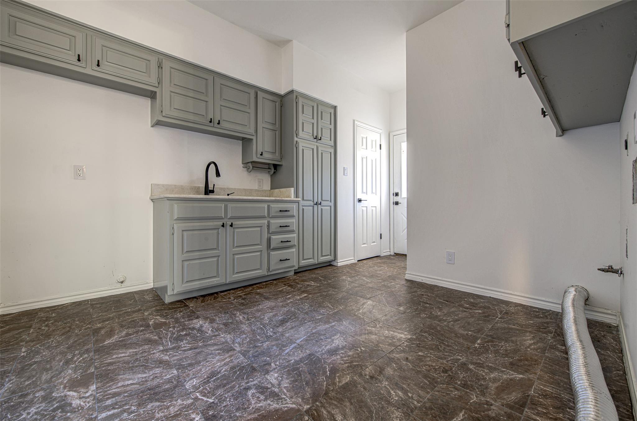 3021 Gabriel View Dr Property Photo 14