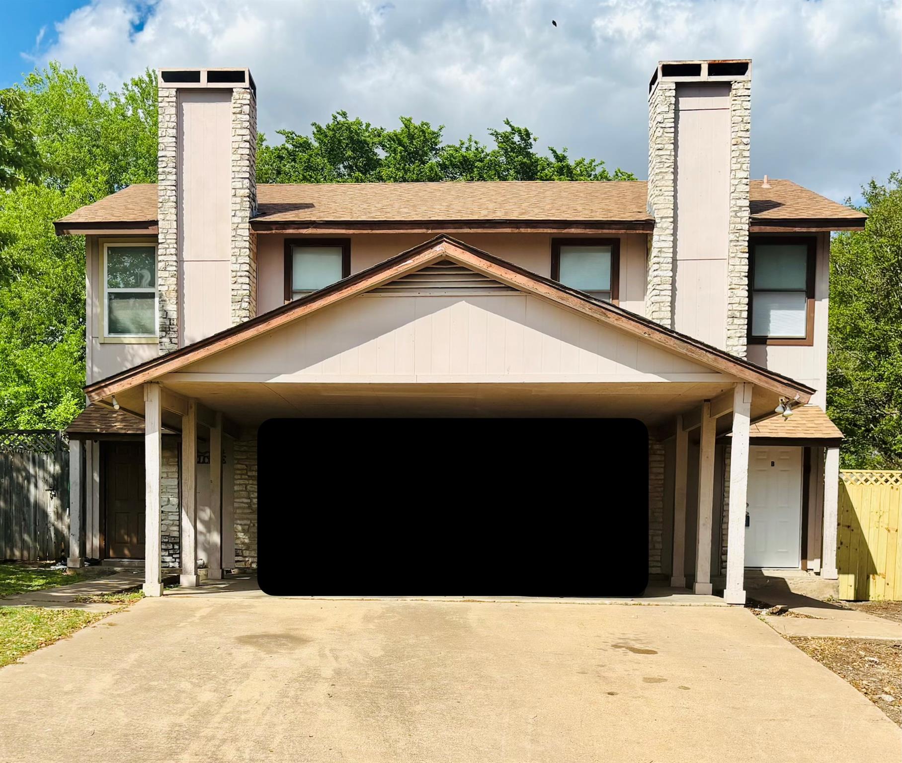1206 Tartan Ln #b Property Photo 1