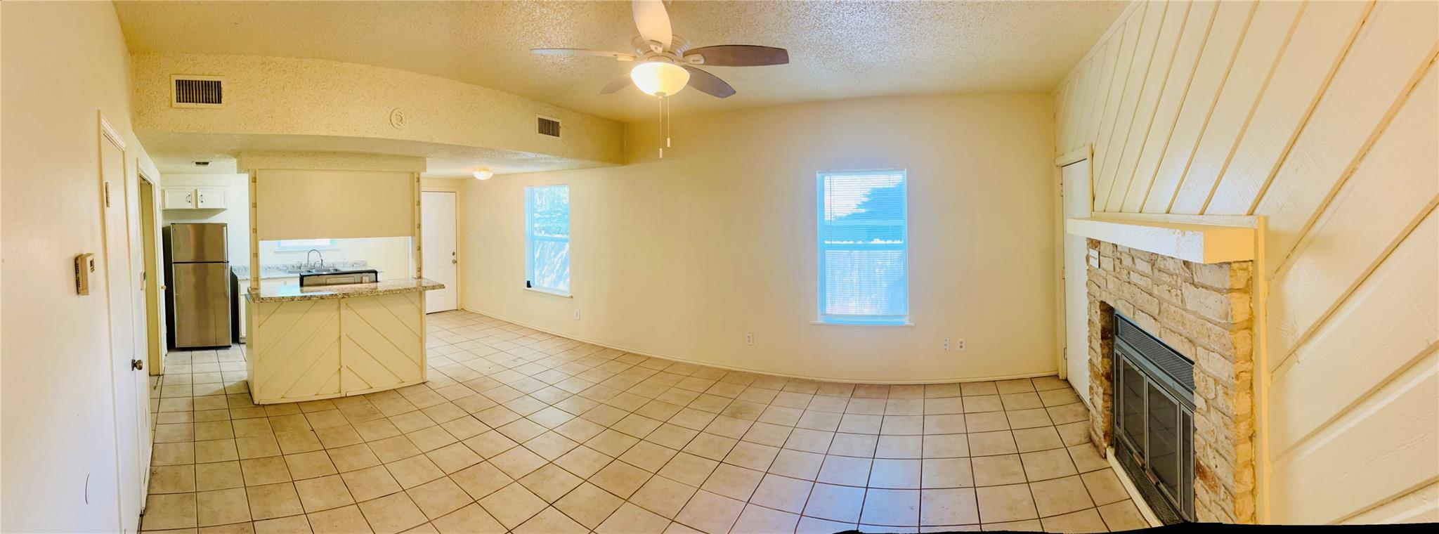 1206 Tartan Ln #b Property Photo 13