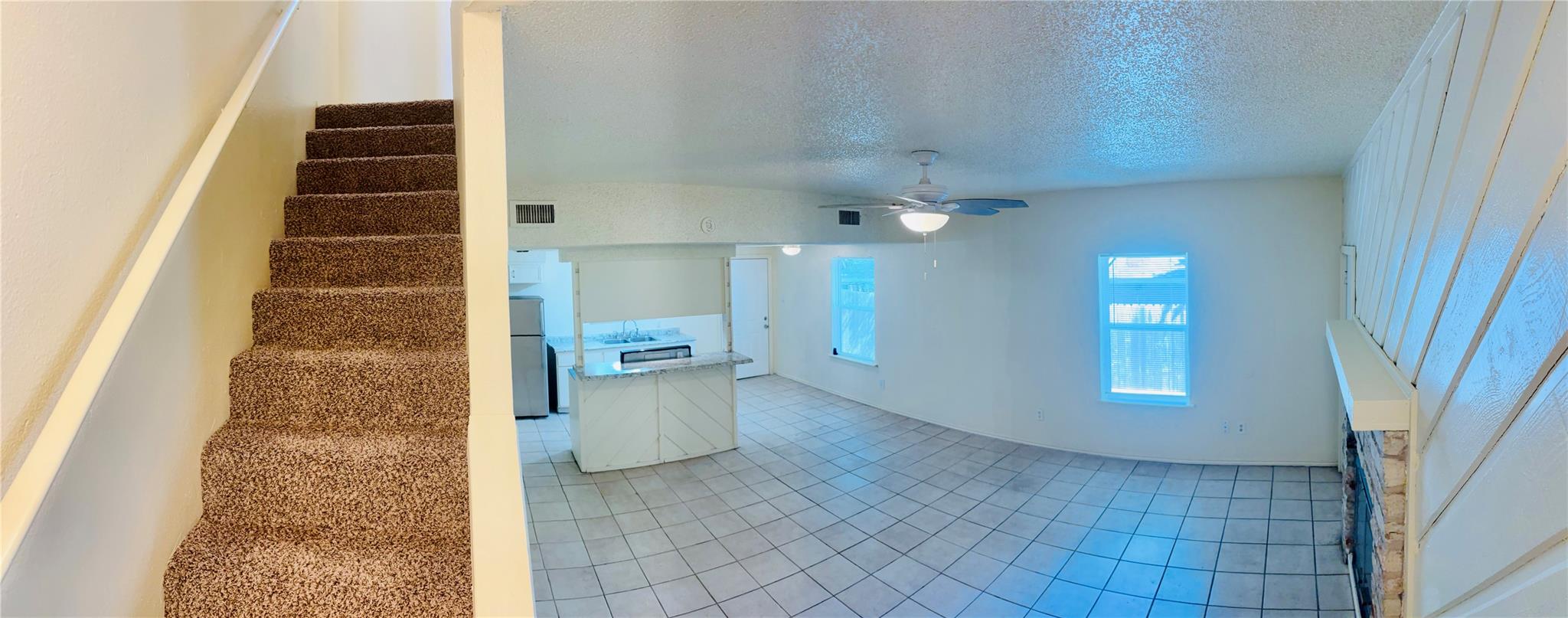 1206 Tartan Ln #b Property Photo 16