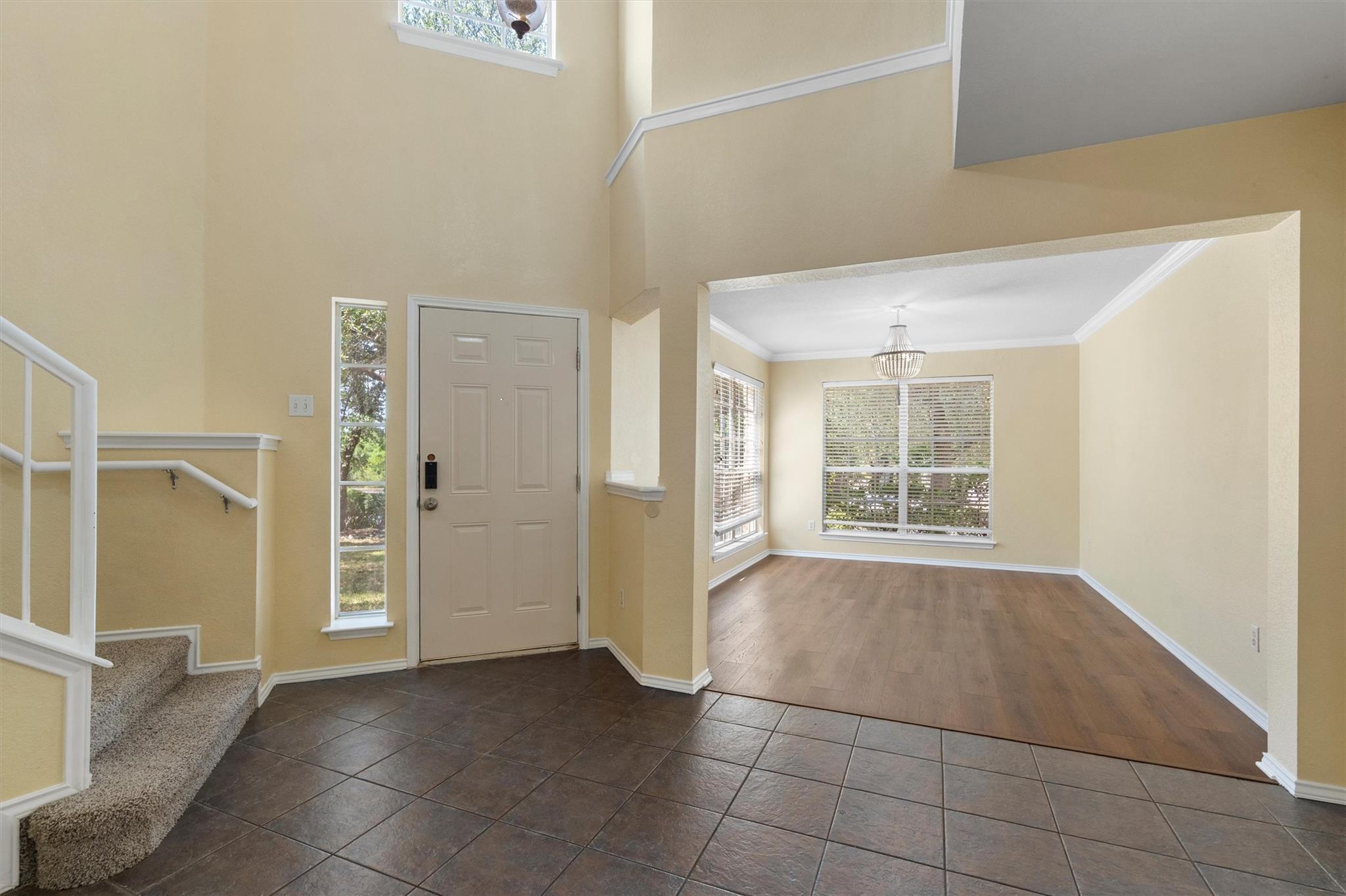 8336 Alvin High Ln Property Photo 2
