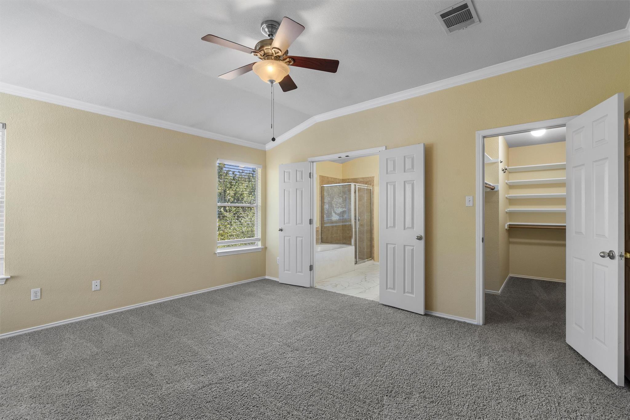 8336 Alvin High Ln Property Photo 19