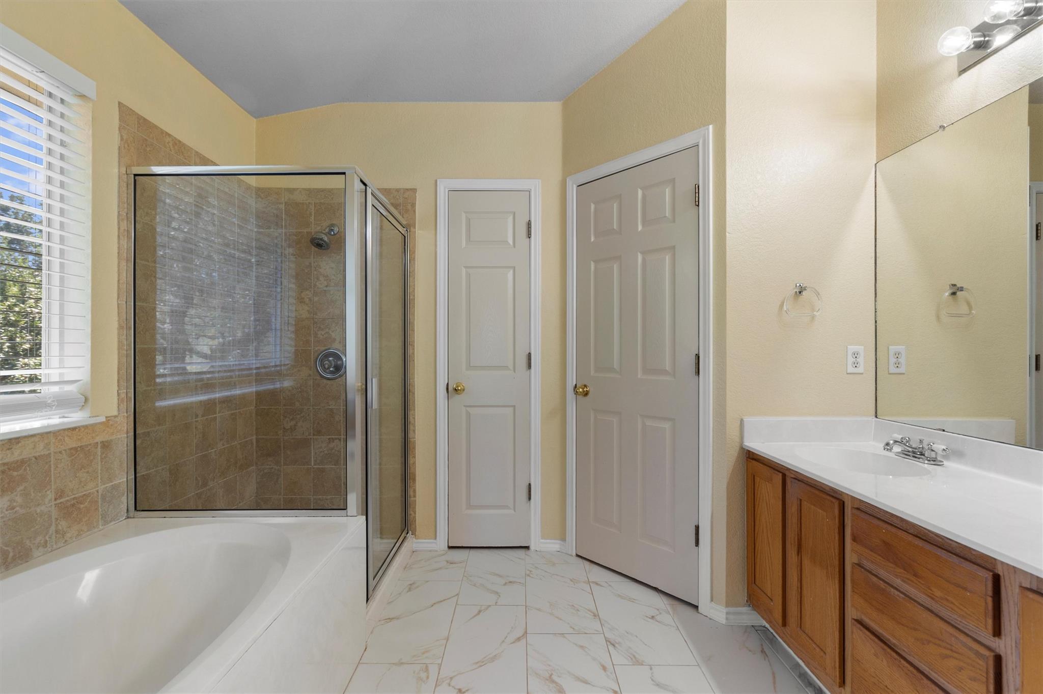 8336 Alvin High Ln Property Photo 24