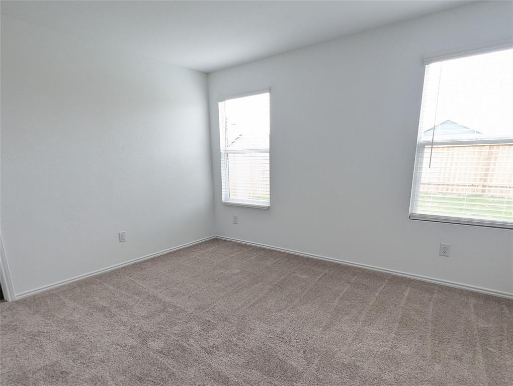 152 Avre Loop Property Photo 10