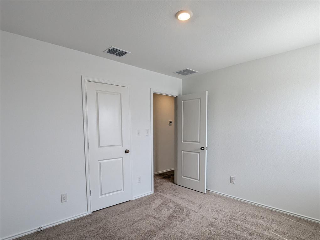 152 Avre Loop Property Photo 23