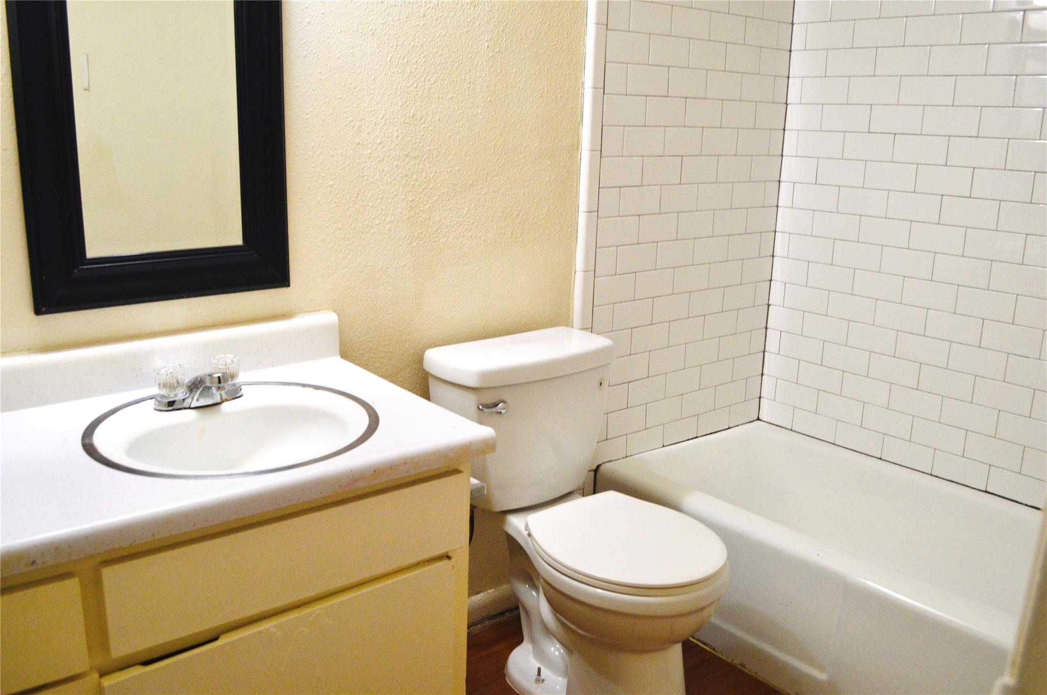 4709 Harmon Ave #305 Property Photo 12