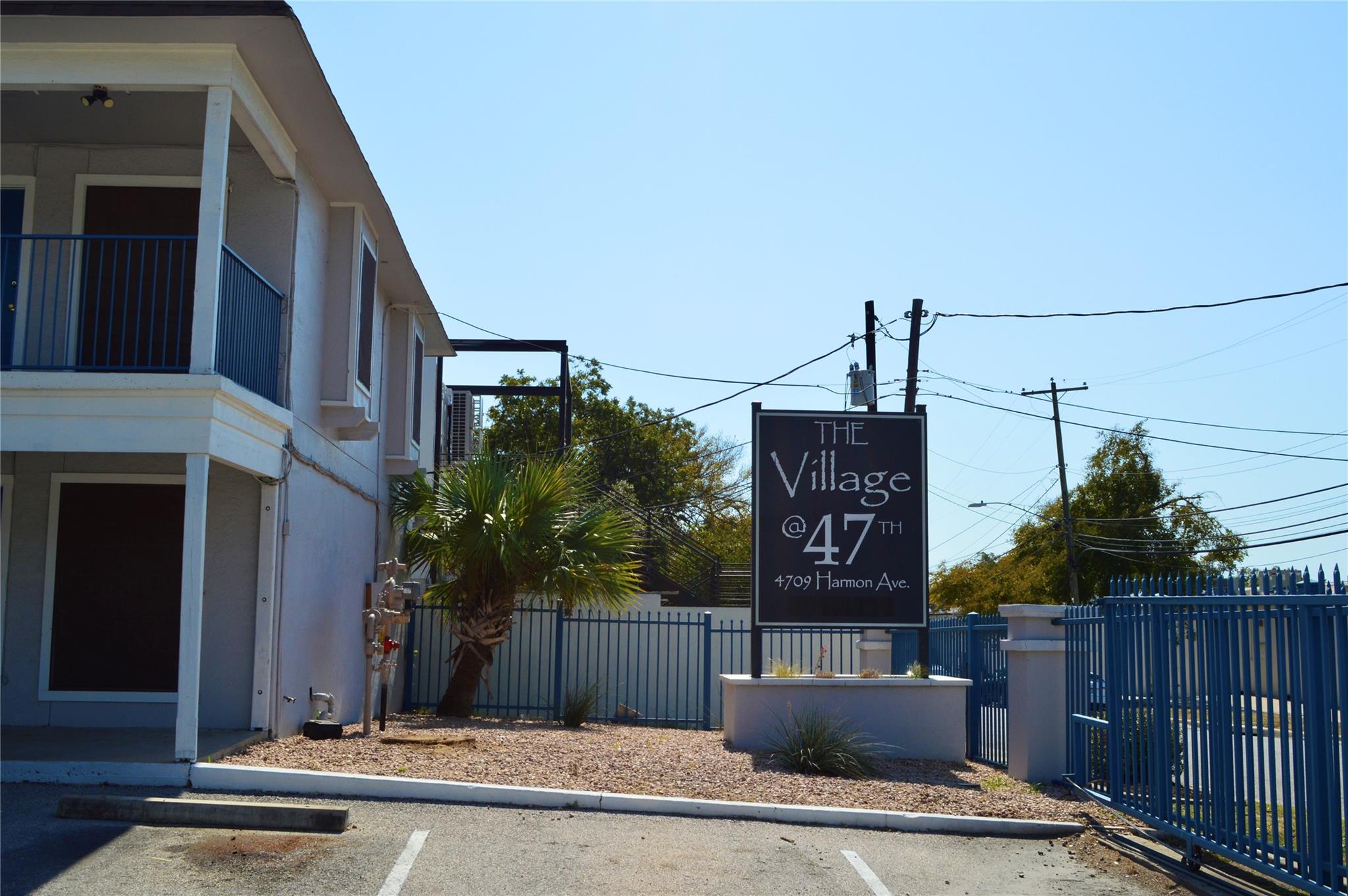 4709 Harmon Ave #305 Property Photo 13