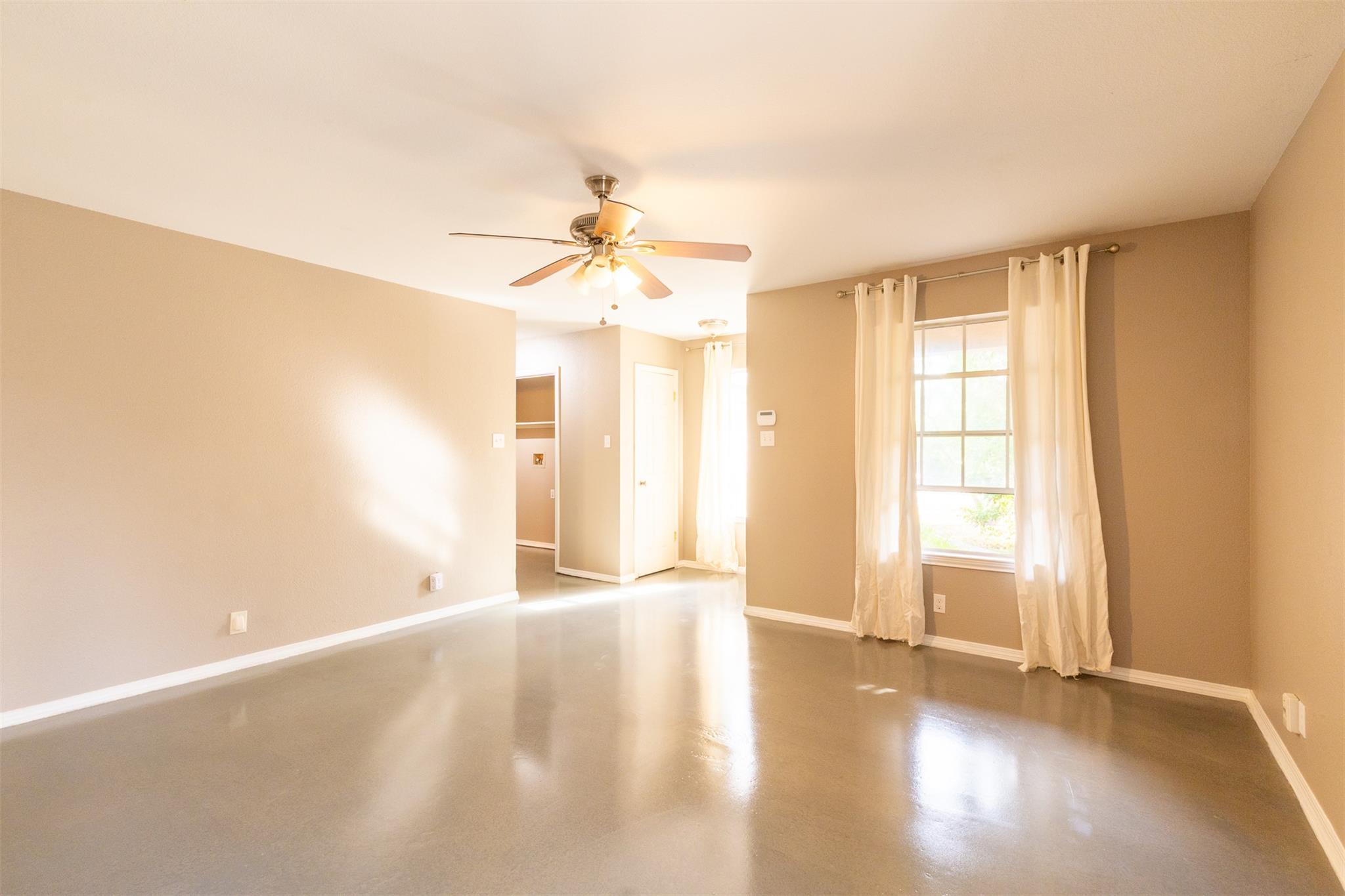 3205 Susquehanna Ln Property Photo 4