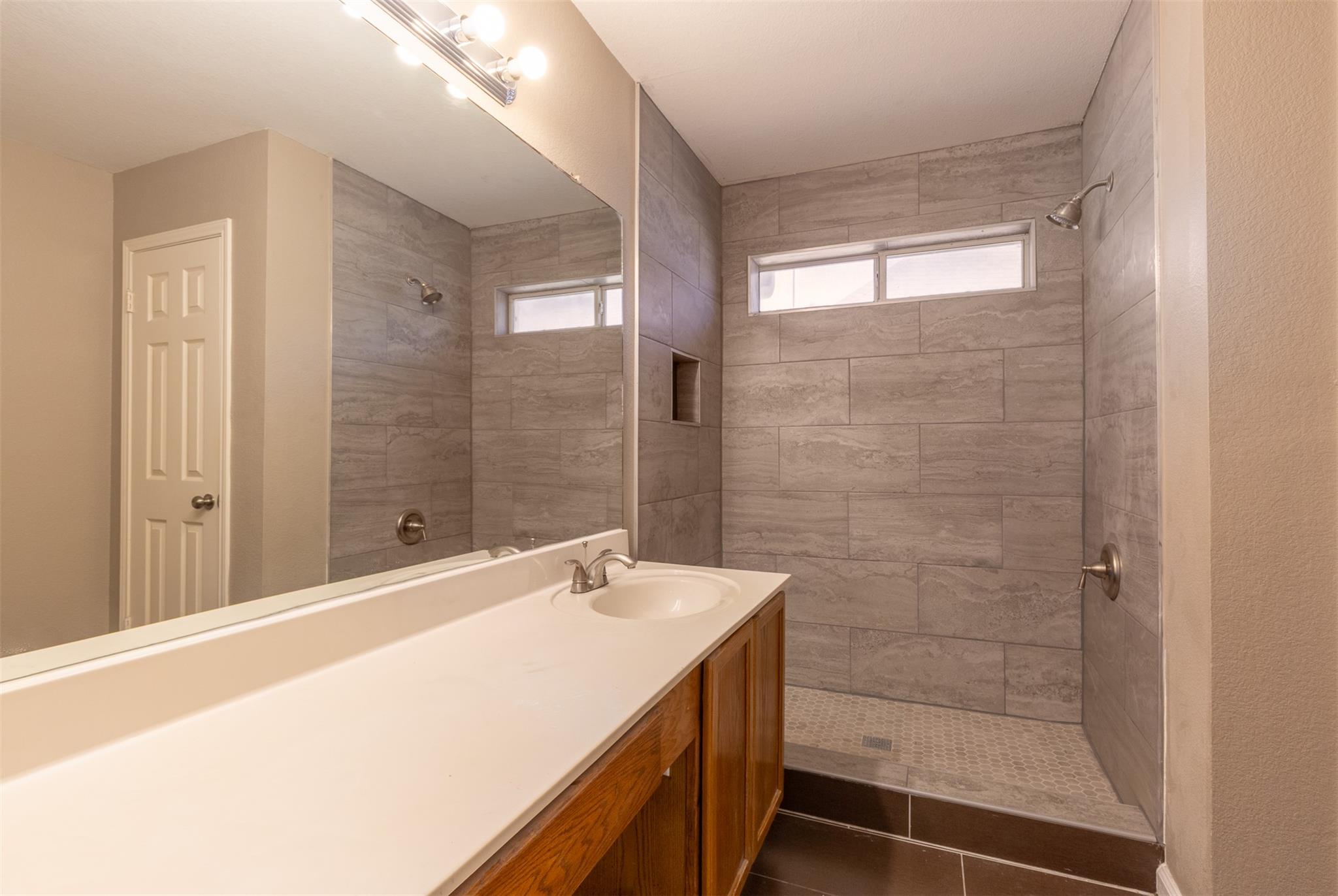 3205 Susquehanna Ln Property Photo 16
