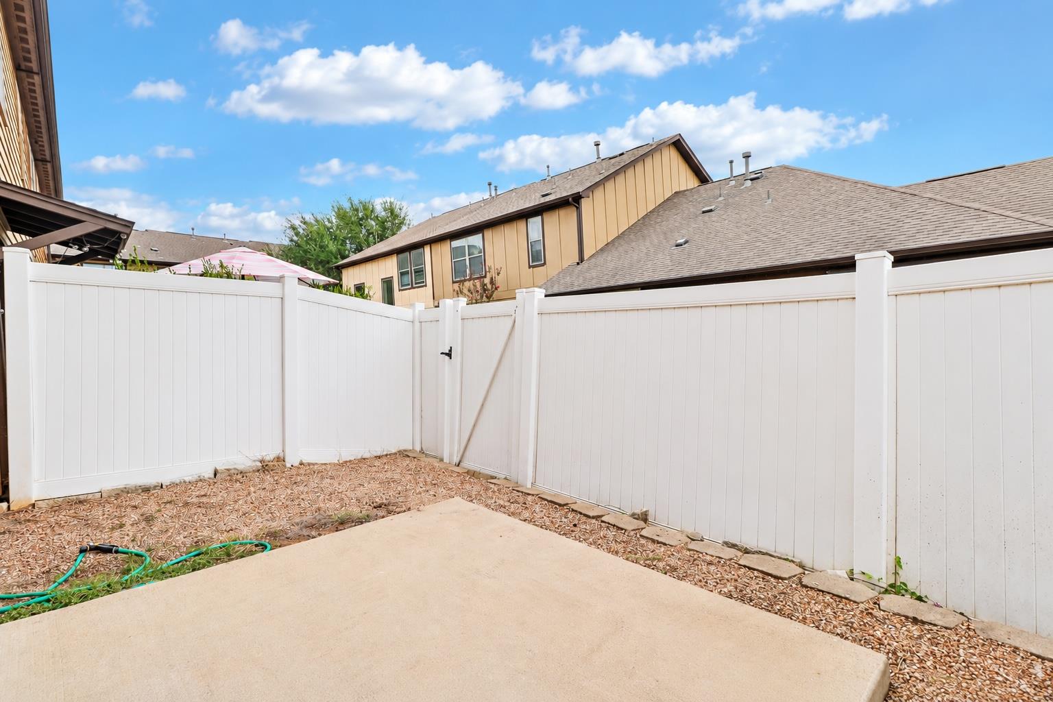 11137 Lost Maples Trl Property Photo 14