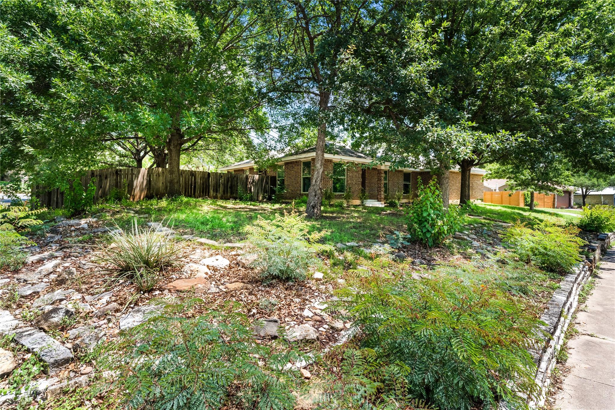 2408 Shiloh Dr Property Photo 20