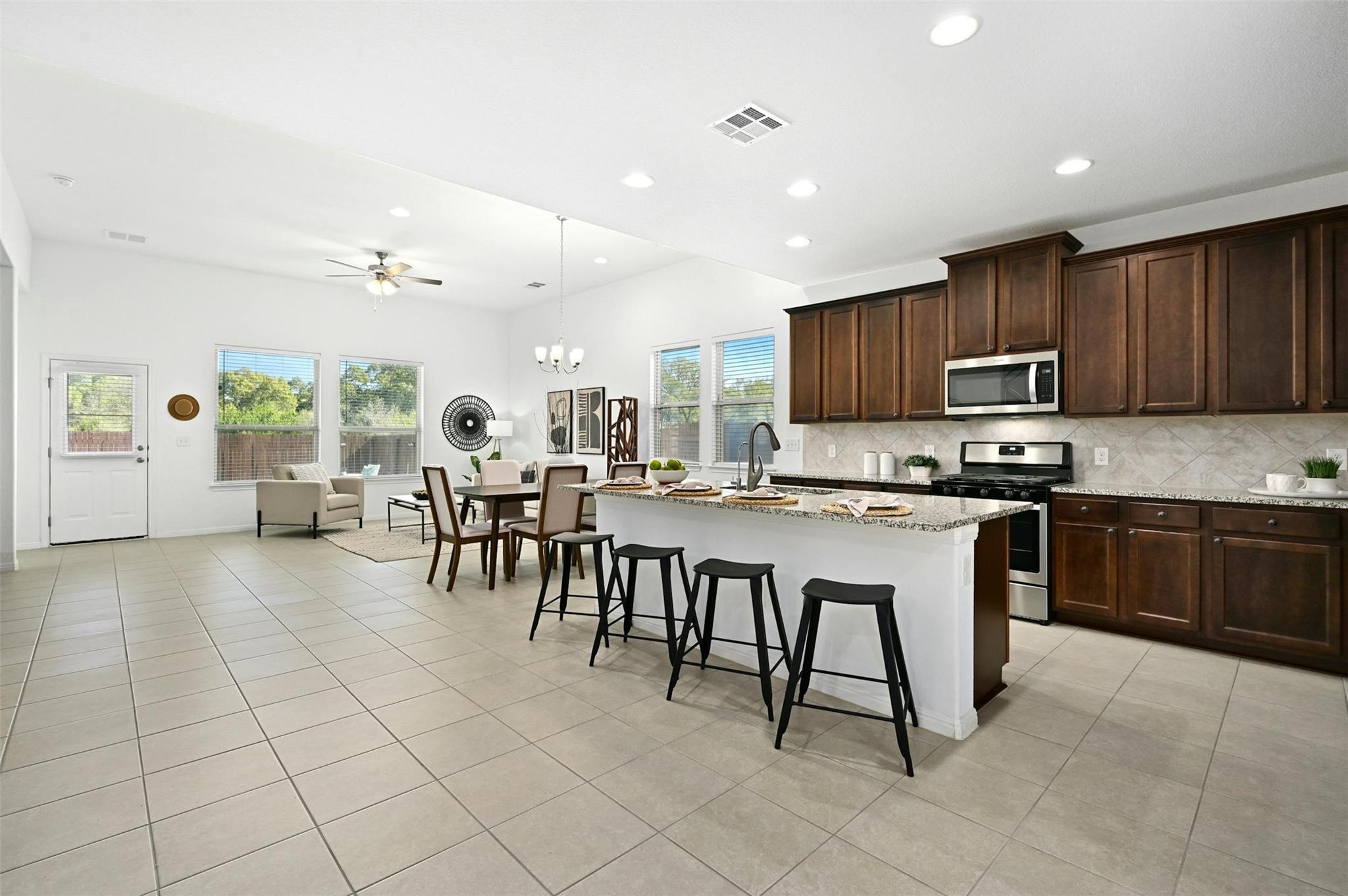 621 Little Draw Ln Property Photo 8
